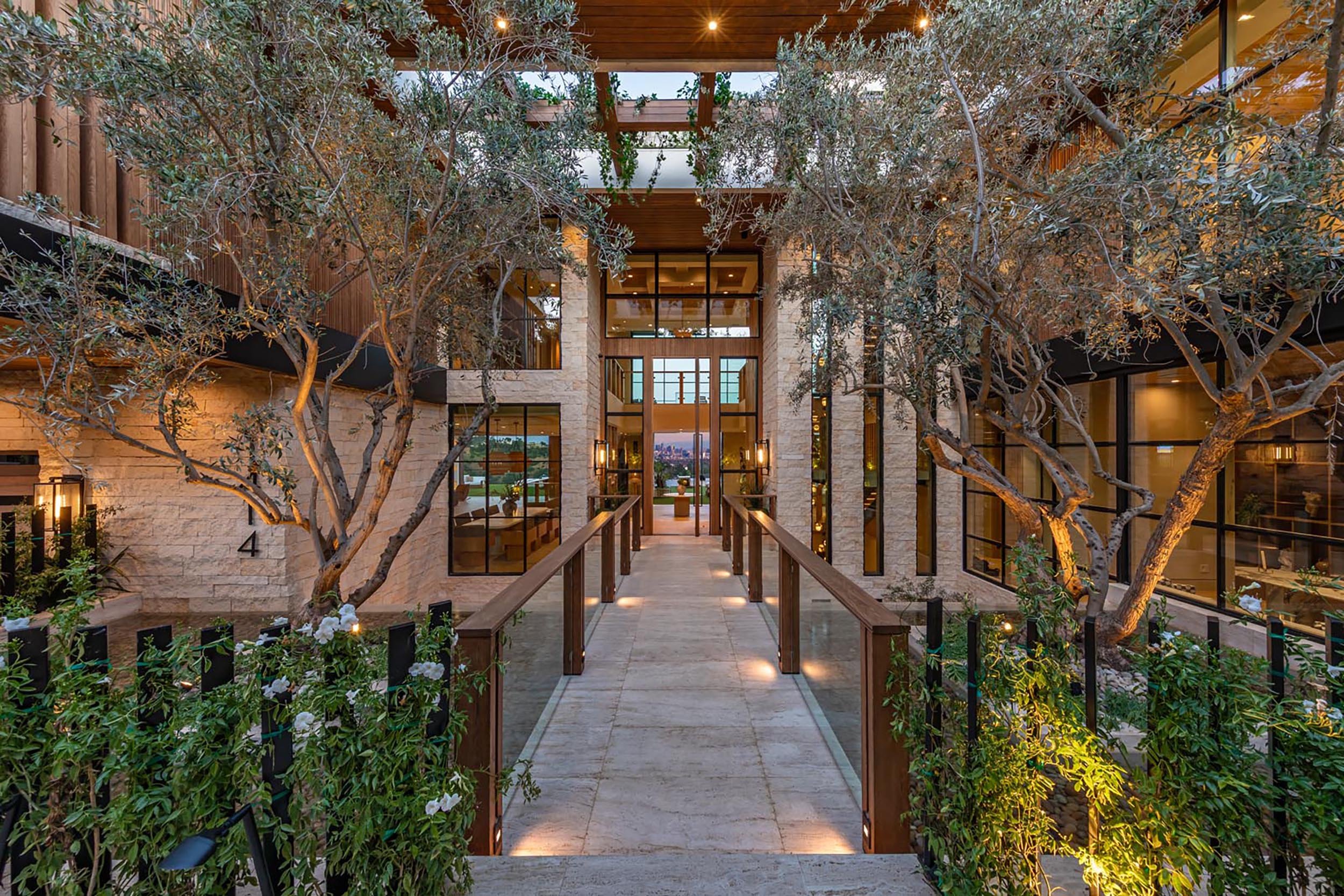 Beverly Hills modern luxury terraced hillside home — whipple russell architects