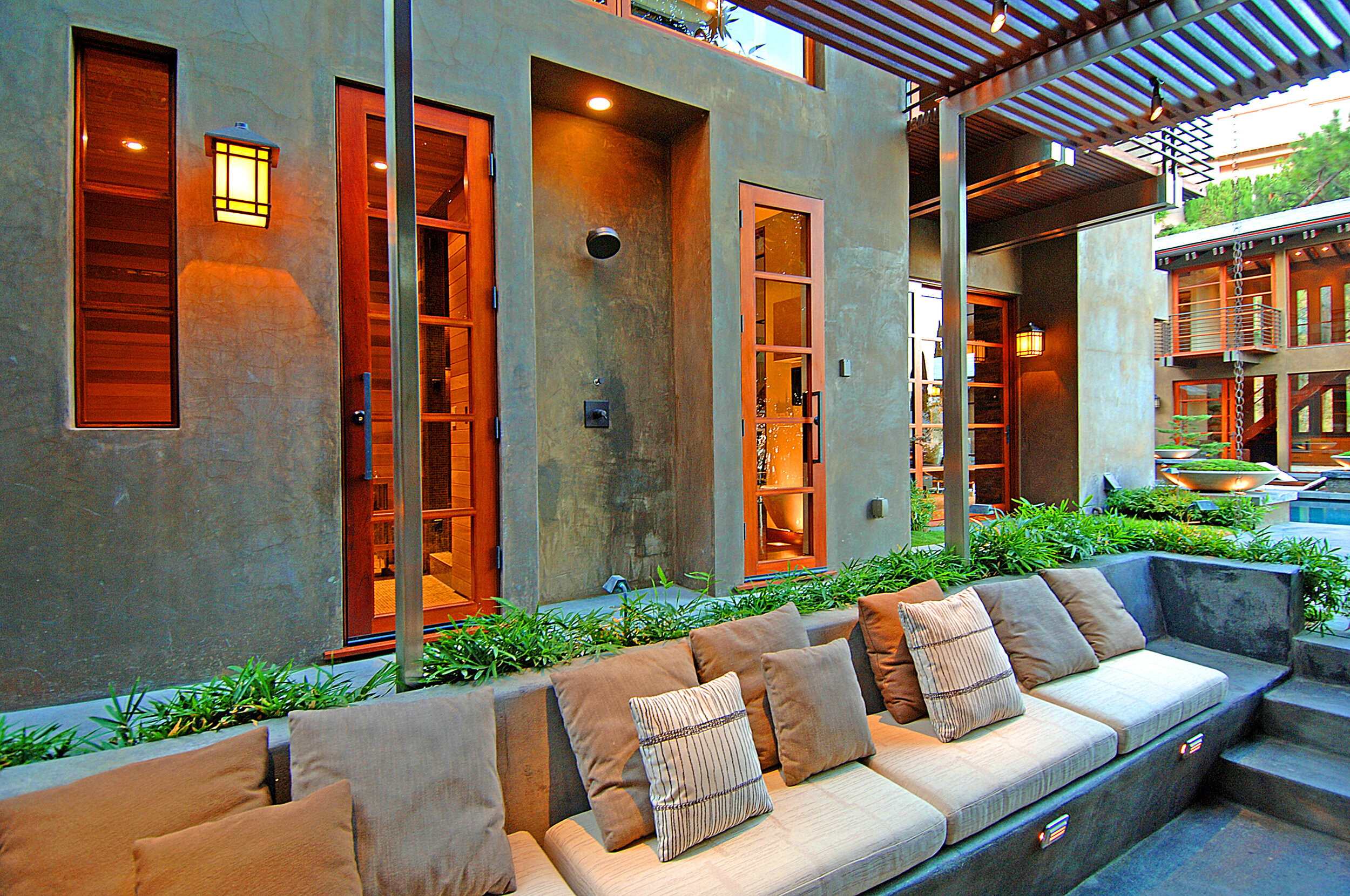 9342 sierra mar, a custom hollywood hills home with warm modern design & luxury water — whipple russell architects