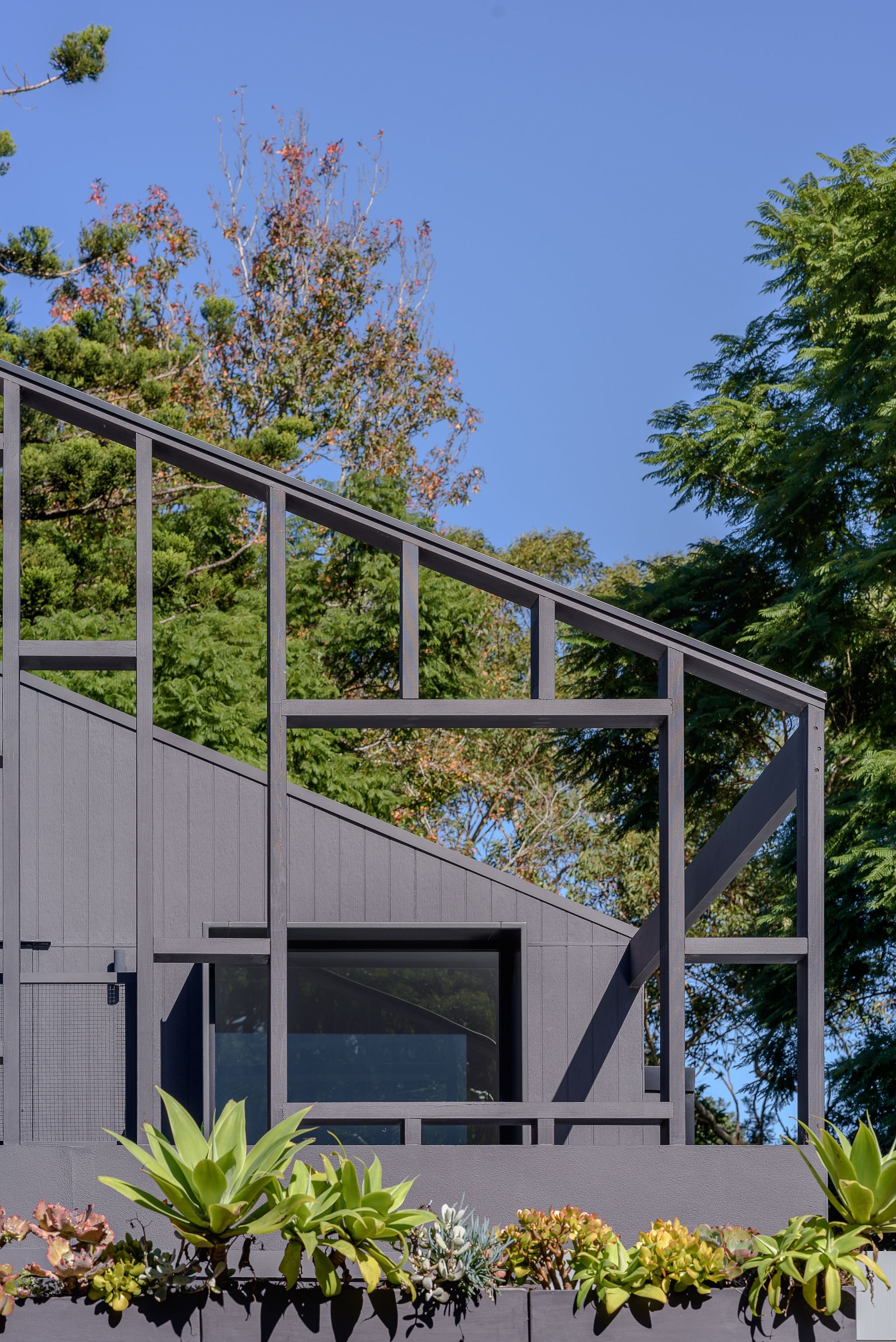 frame House — Castlepeake Architects