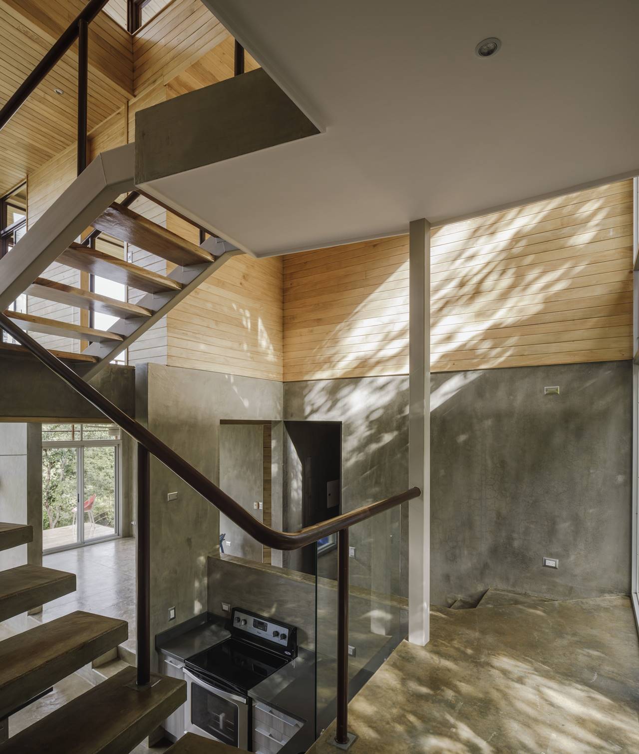 BALCONY HOUSE — LSD – LABORATORY SUSTAINING DESIGN