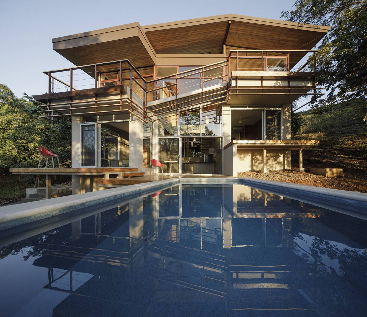 BALCONY HOUSE — LSD – LABORATORY SUSTAINING DESIGN