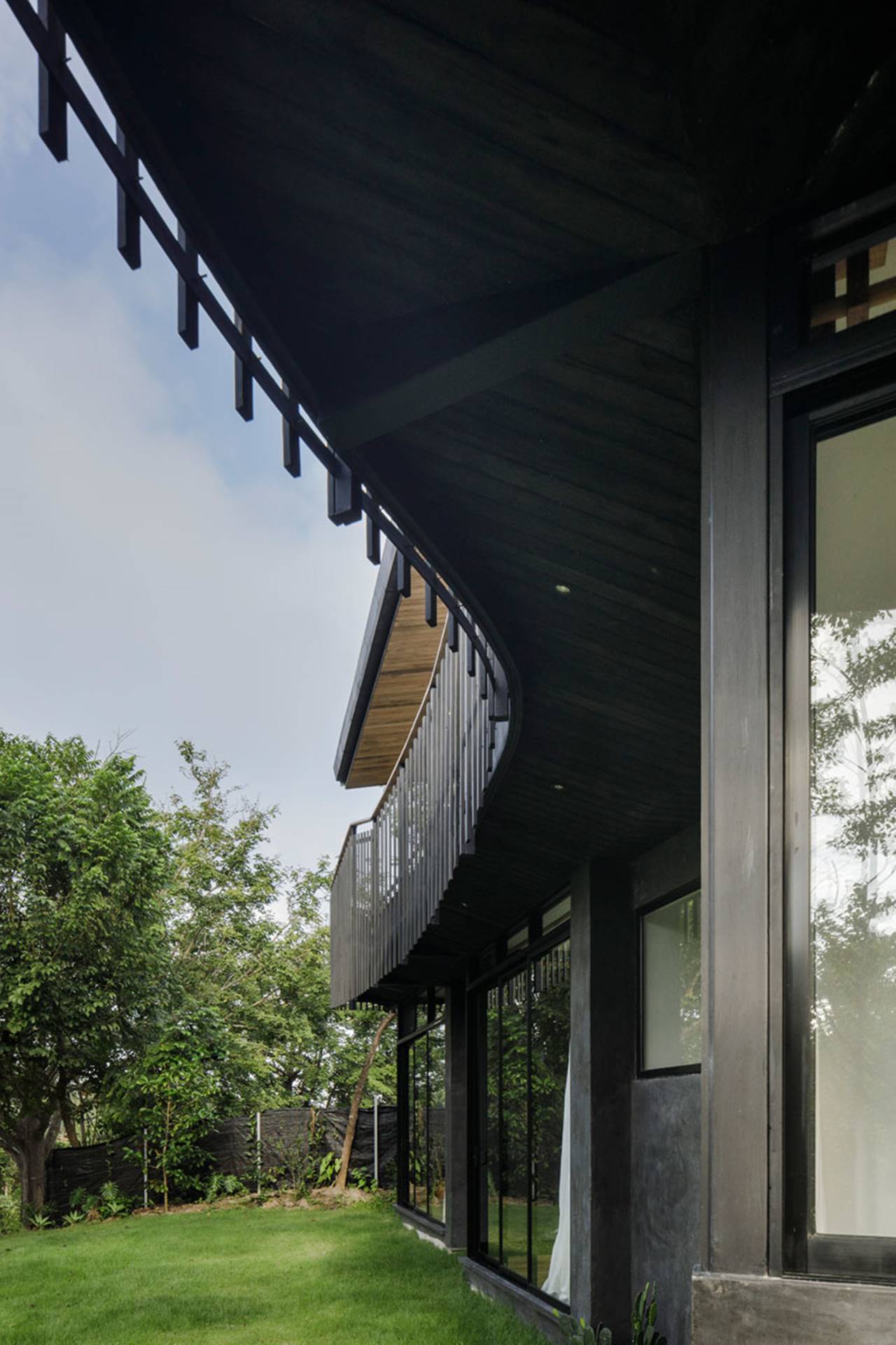 BLACK HOUSE — LSD – LABORATORY SUSTAINING DESIGN