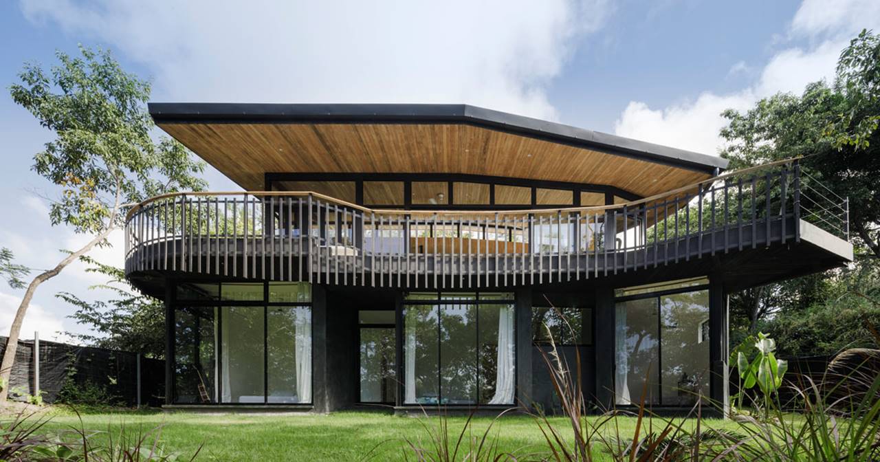 BLACK HOUSE — LSD – LABORATORY SUSTAINING DESIGN