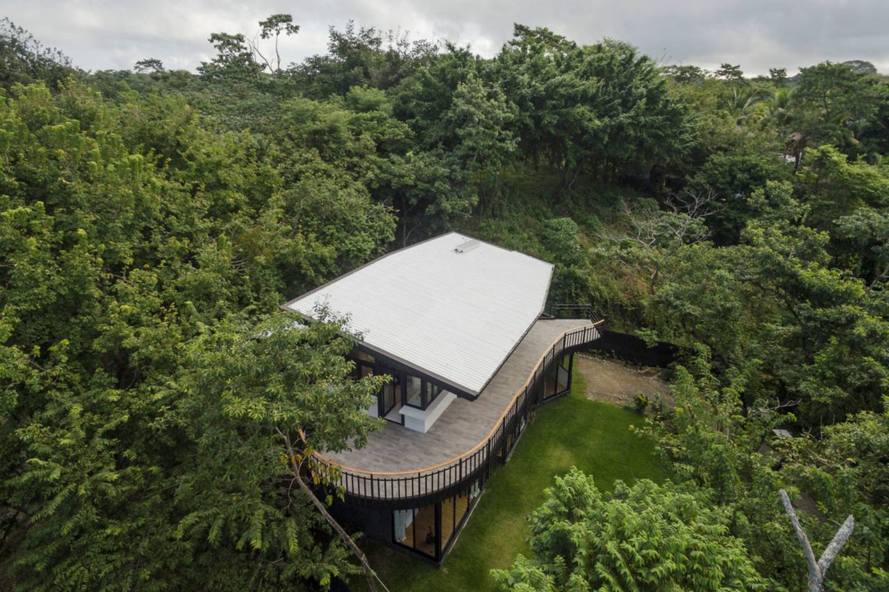 BLACK HOUSE — LSD – LABORATORY SUSTAINING DESIGN