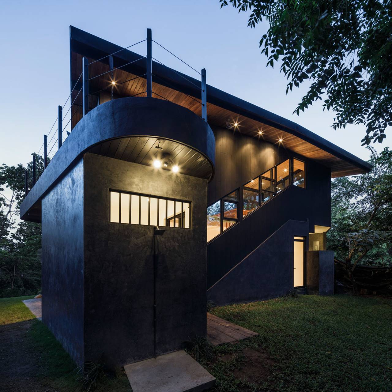 BLACK HOUSE — LSD – LABORATORY SUSTAINING DESIGN