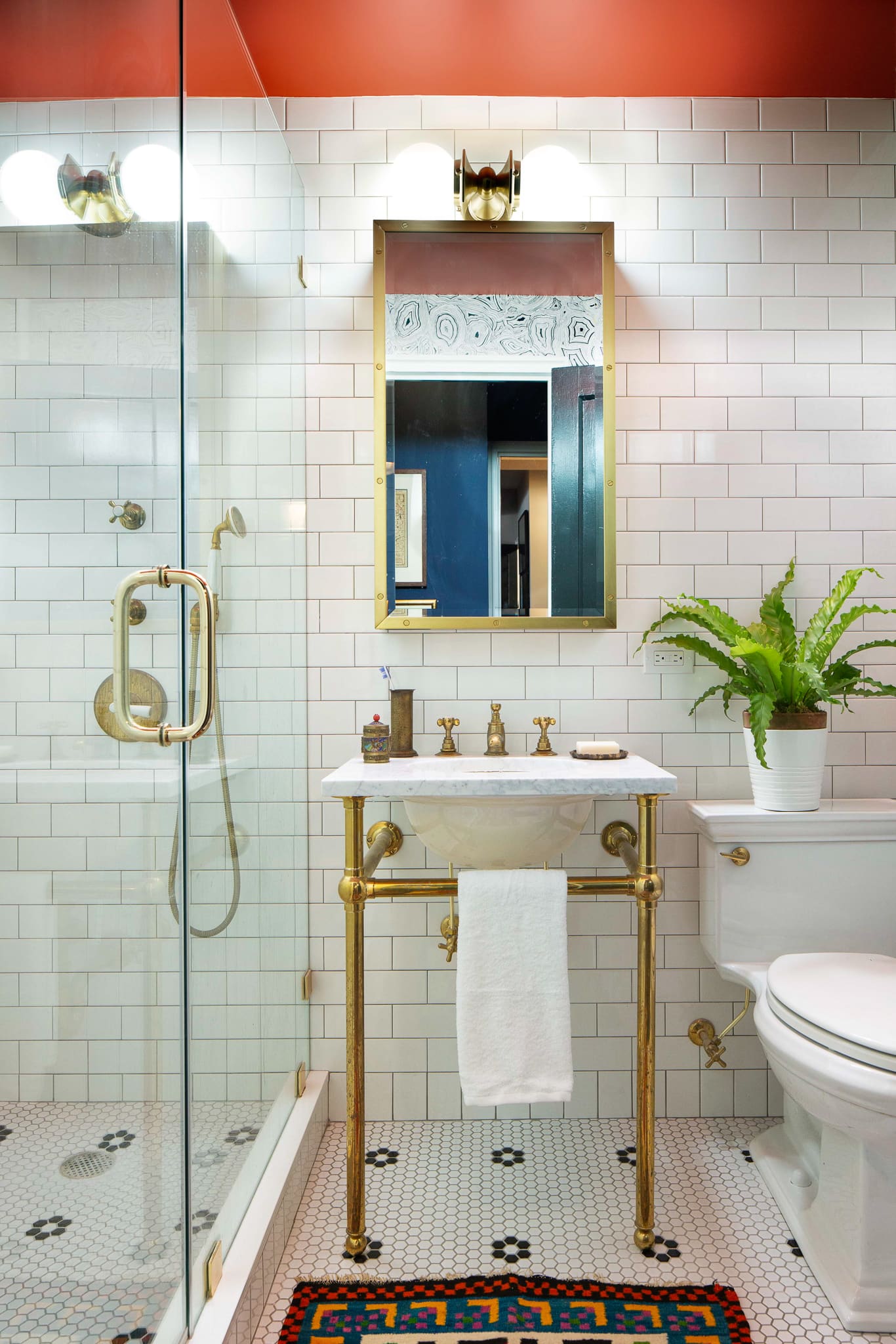 Bachelor's Home — Upper West Side — New York Interior Designer — Glenn Gissler Design