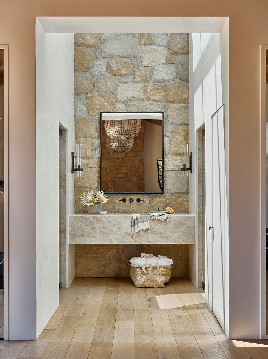 Beach Compound — Leonard Unander Associates