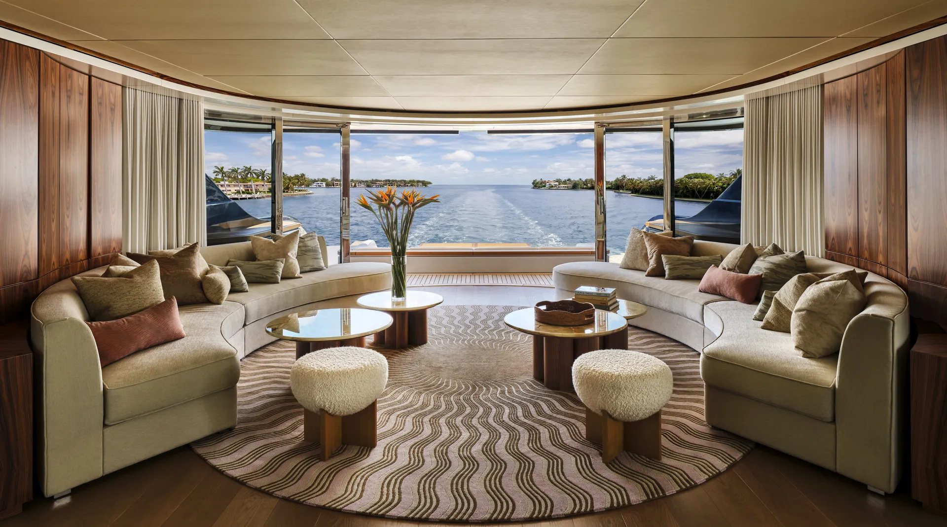 Benetti Oasis 40M — kellybehun | STUDIO