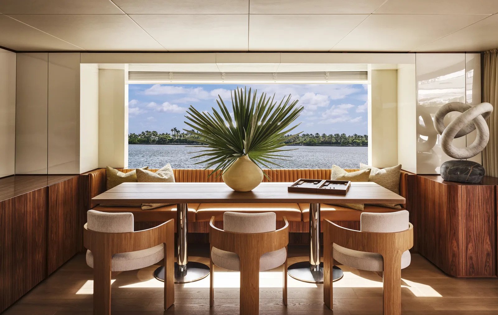 Benetti Oasis 40M — kellybehun | STUDIO