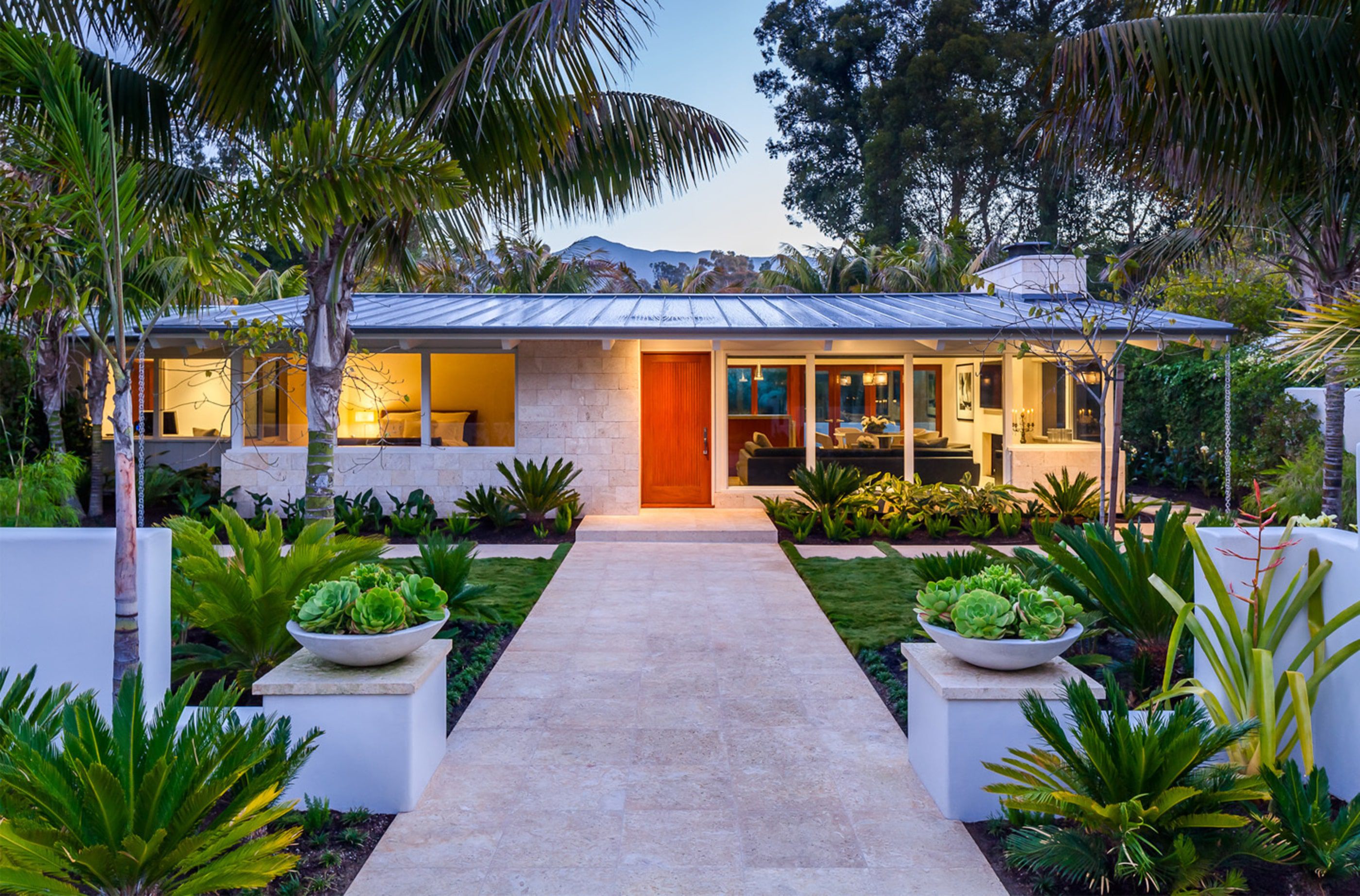 Butterfly Beach Villa — Neumann Mendro Andrulaitis Architects