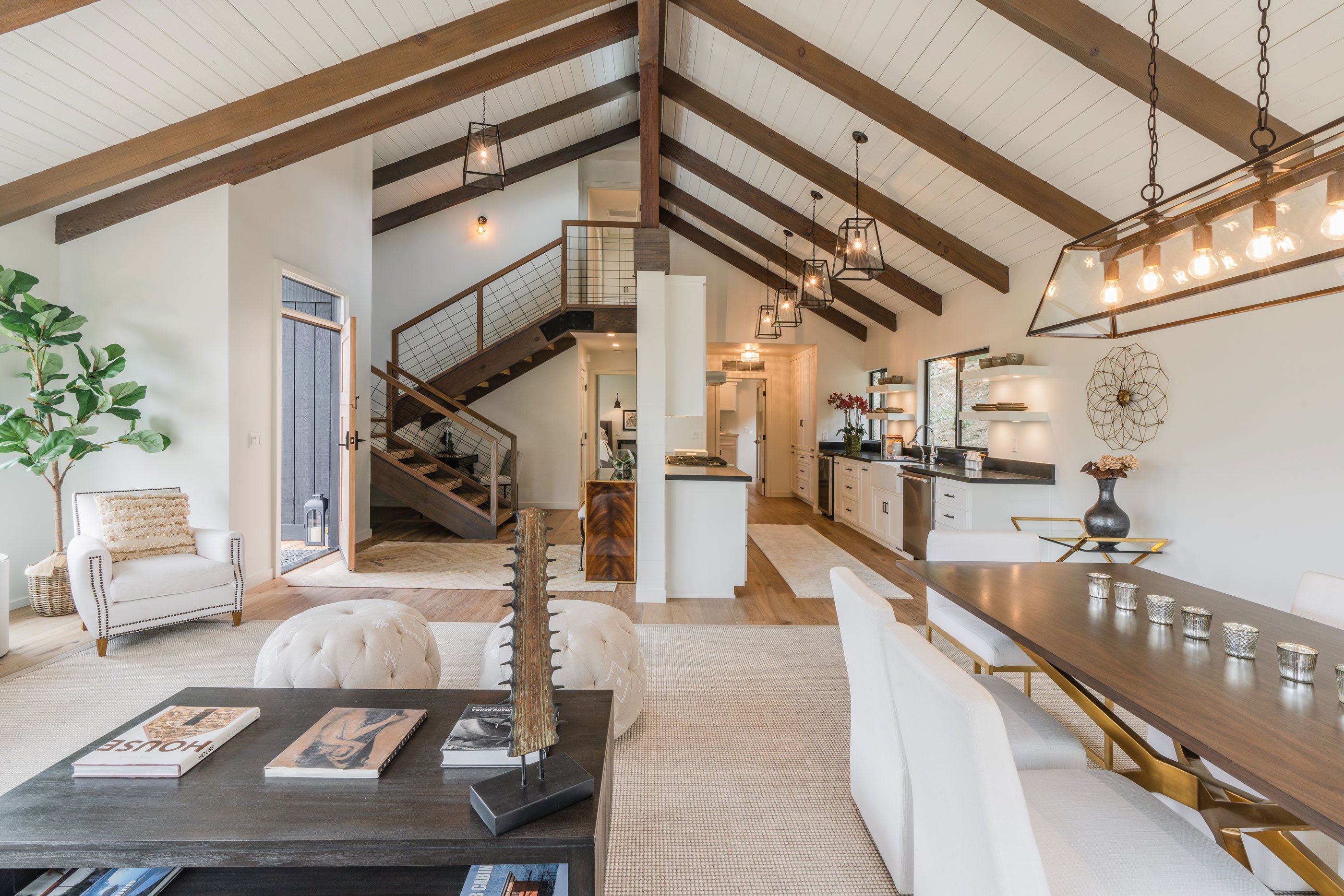 CANYON HOUSE — AB Design Studio