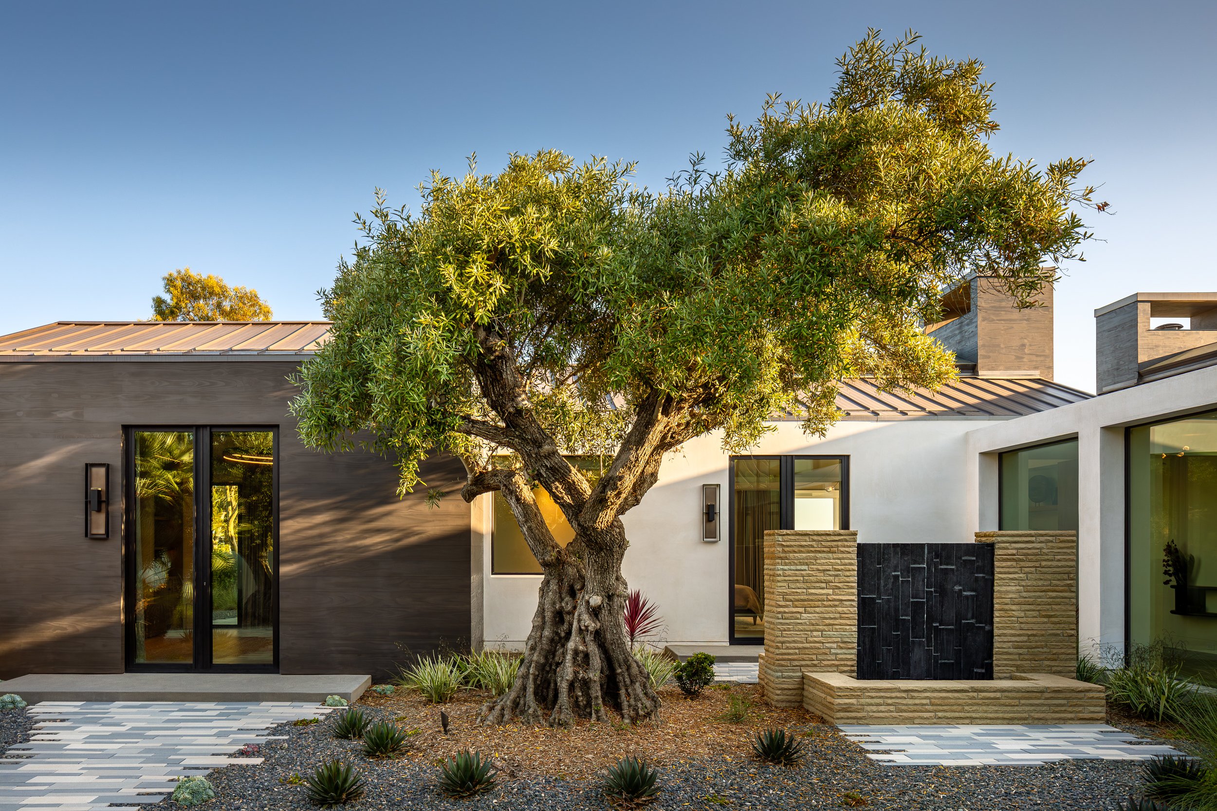 Campanil Hill Residence — Warner Group Architects