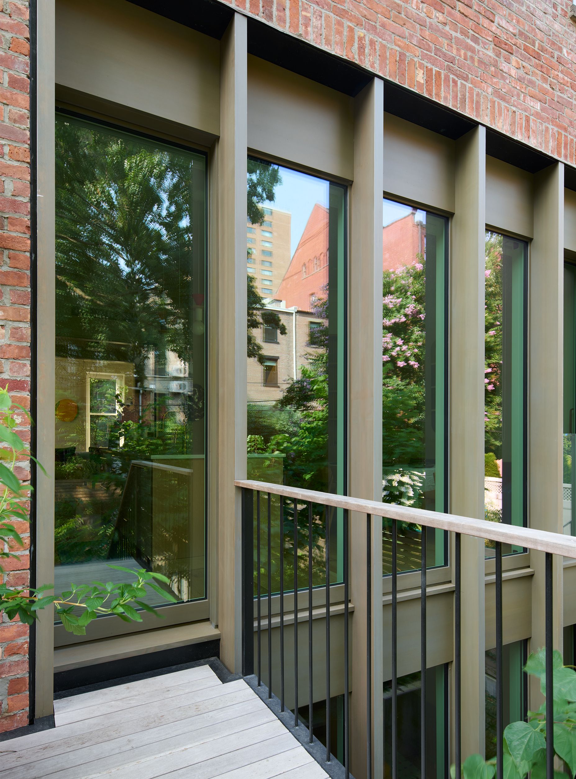 Clinton Hill Italianate — Home | The Brooklyn Studio