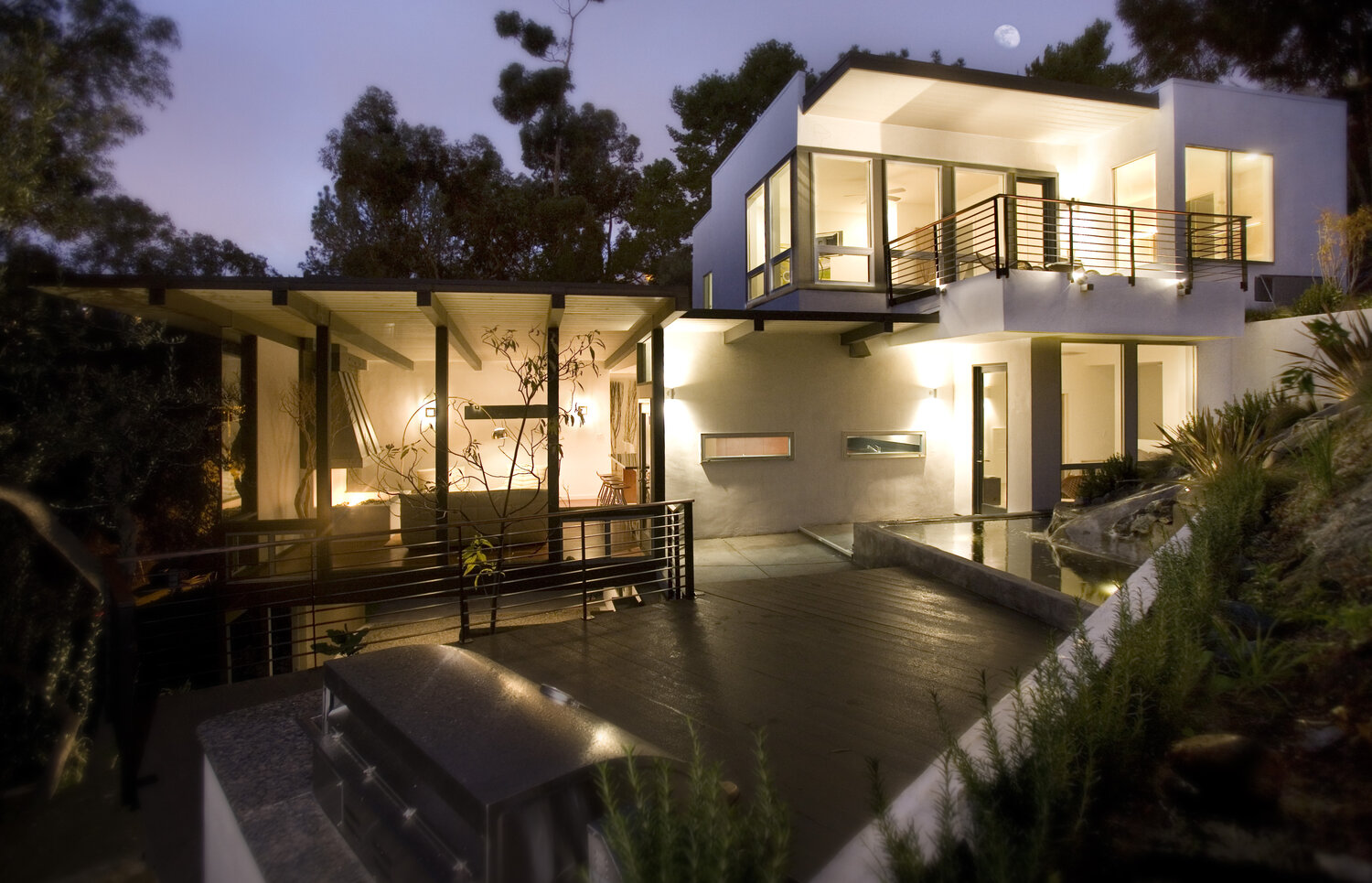 Delawie Mid-Century Modern — Nakhshab Development Design