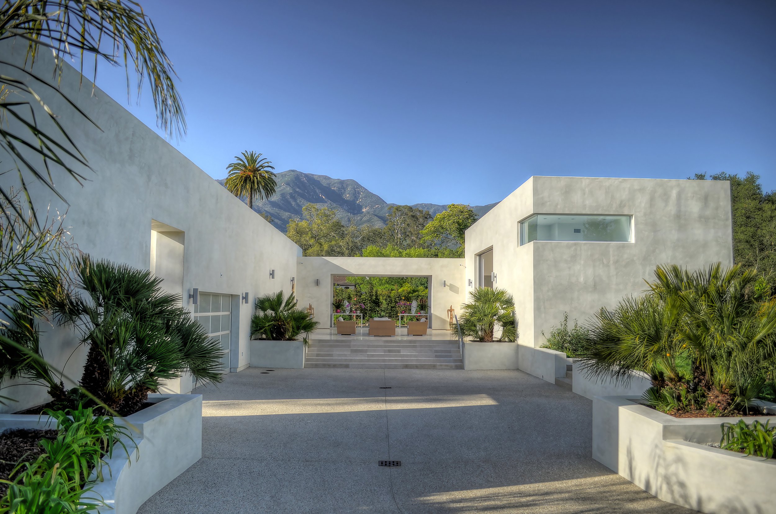Demetrios Modernist Estate — Warner Group Architects