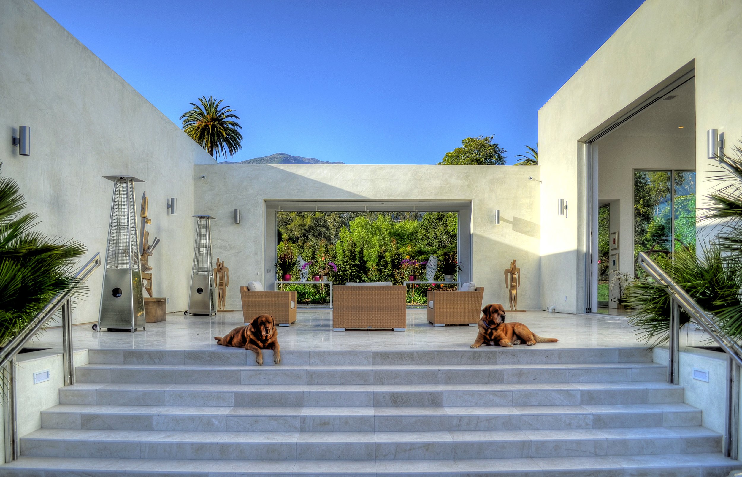 Demetrios Modernist Estate — Warner Group Architects