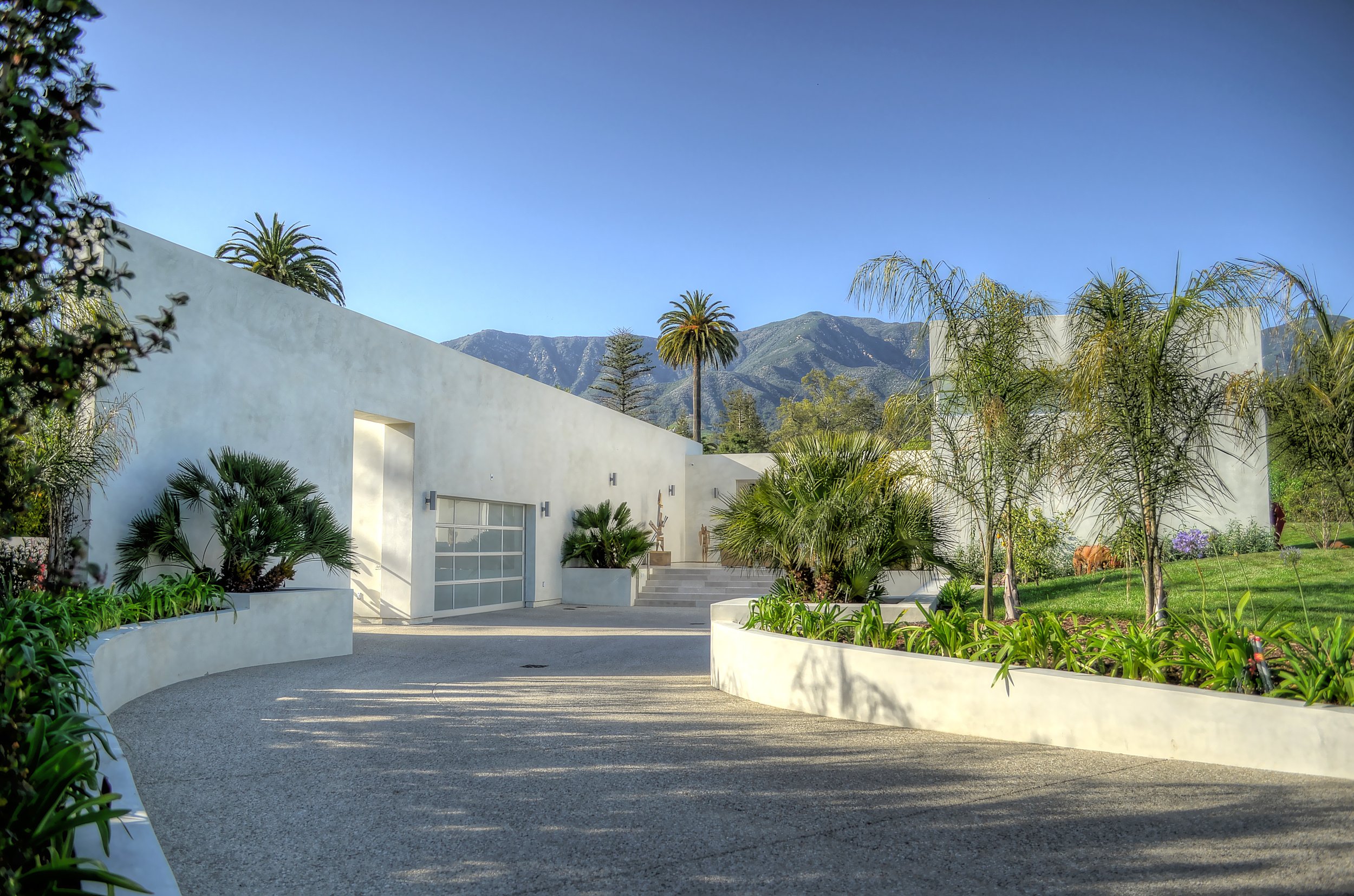 Demetrios Modernist Estate — Warner Group Architects