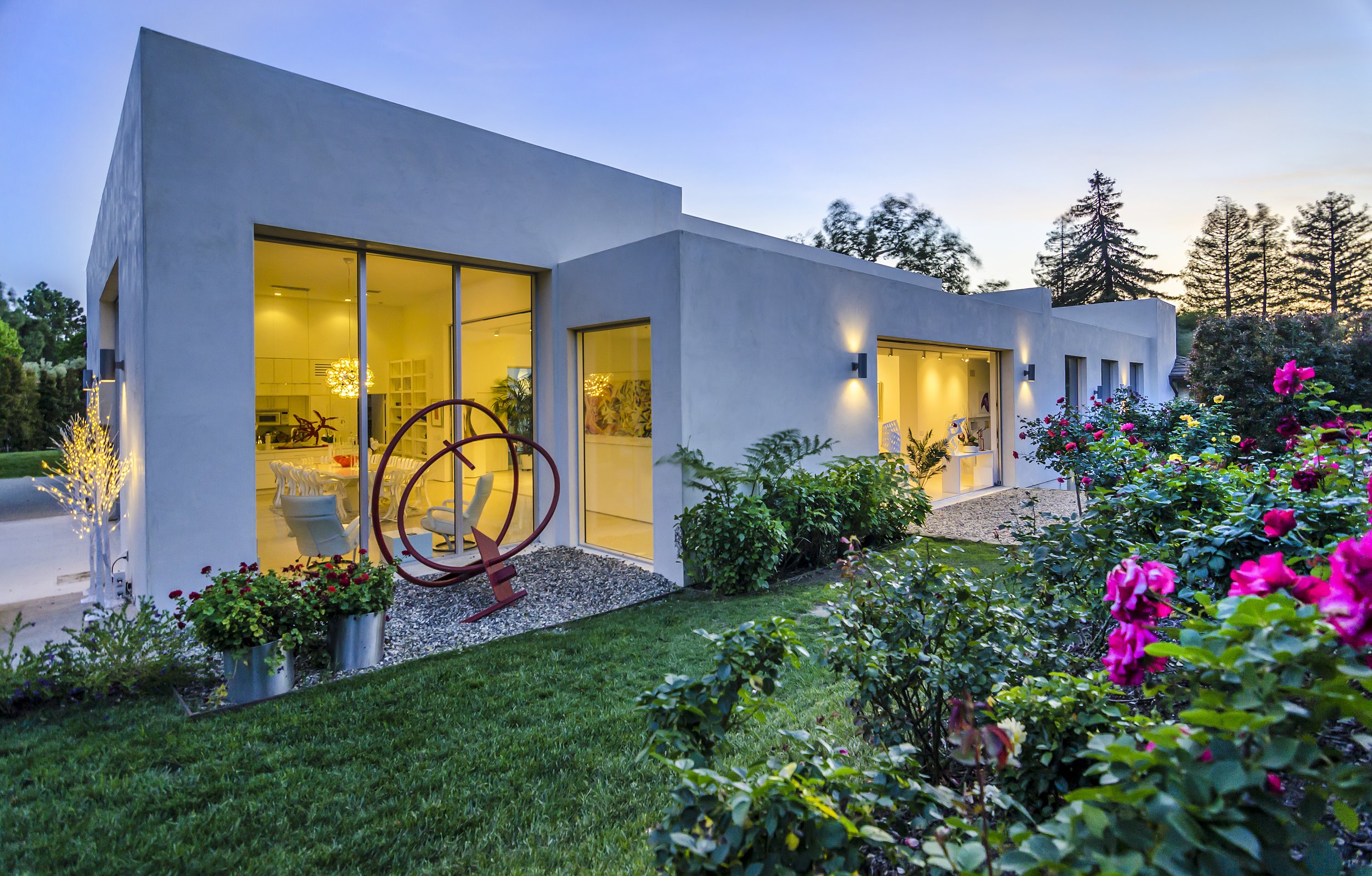 Demetrios Modernist Estate — Warner Group Architects