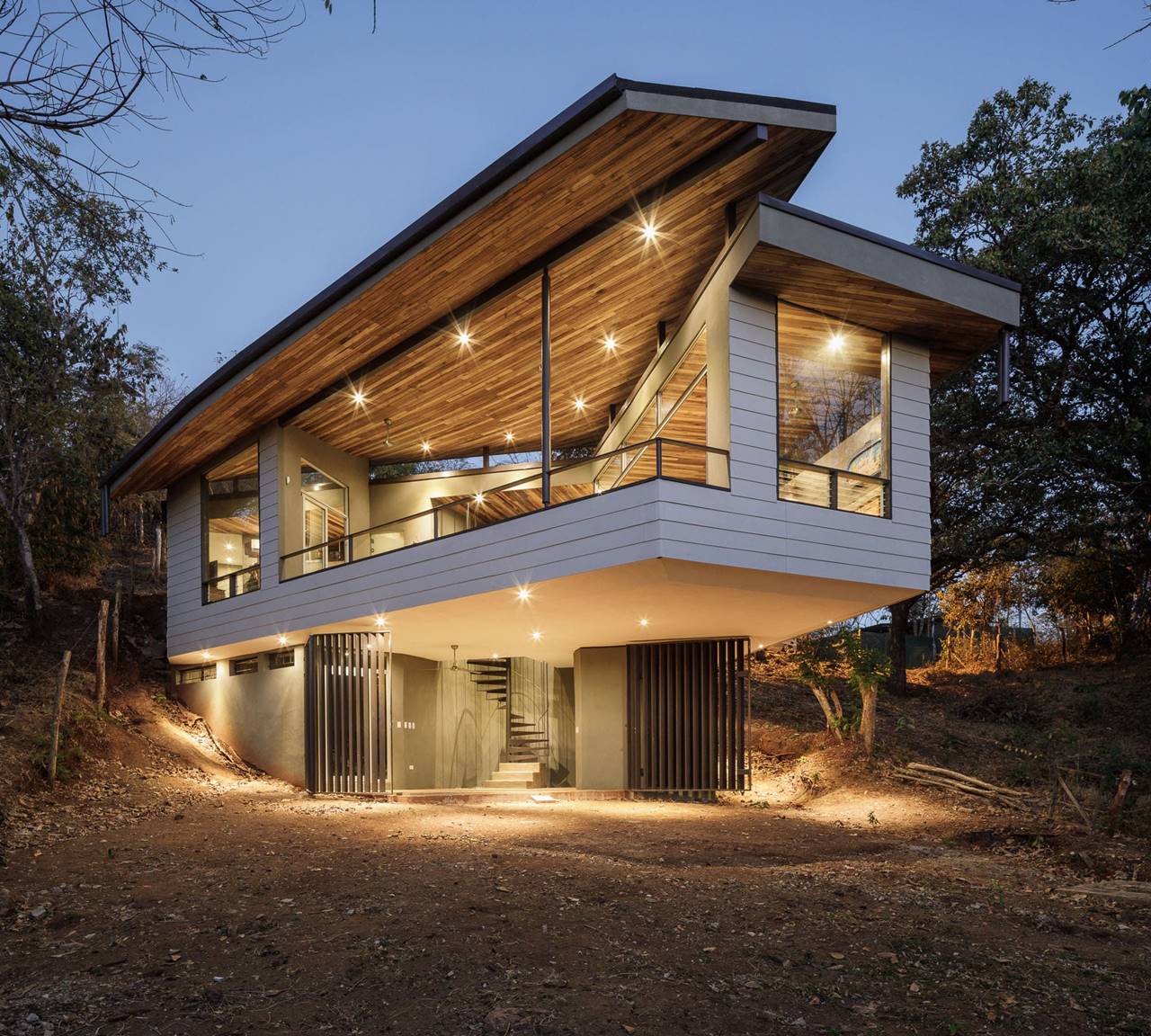 FLOATING LEAF HOUSE — LSD – LABORATORY SUSTAINING DESIGN
