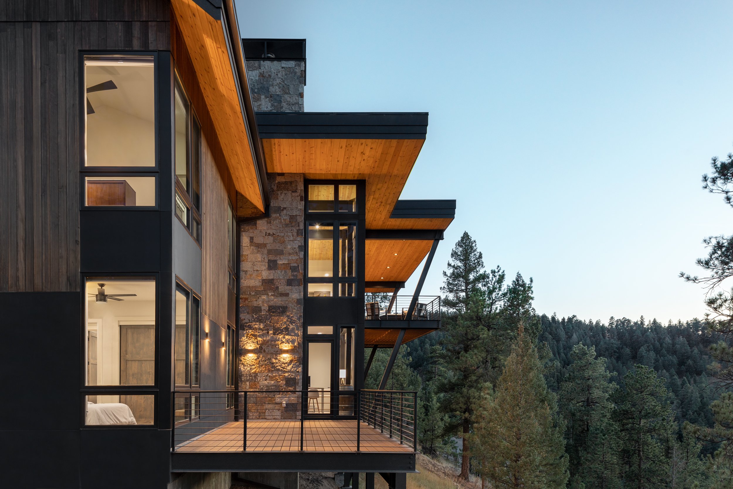 FOREST TRAIL RESIDENCE — TUCKER JOHNSON ARCHITECTS
