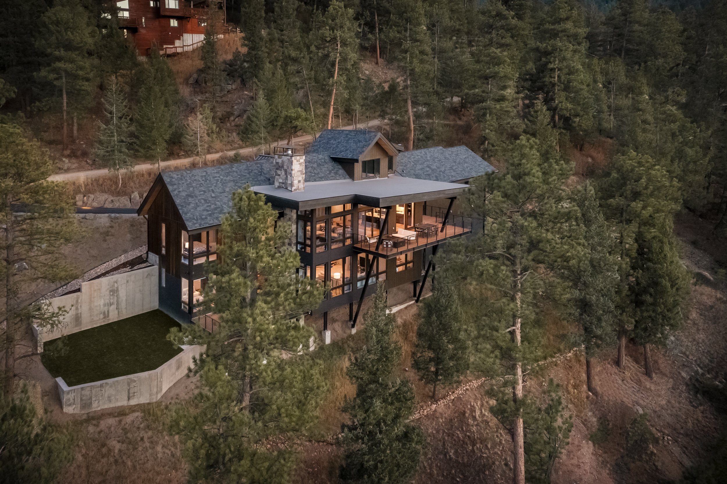 FOREST TRAIL RESIDENCE — Tucker Johnson Architects