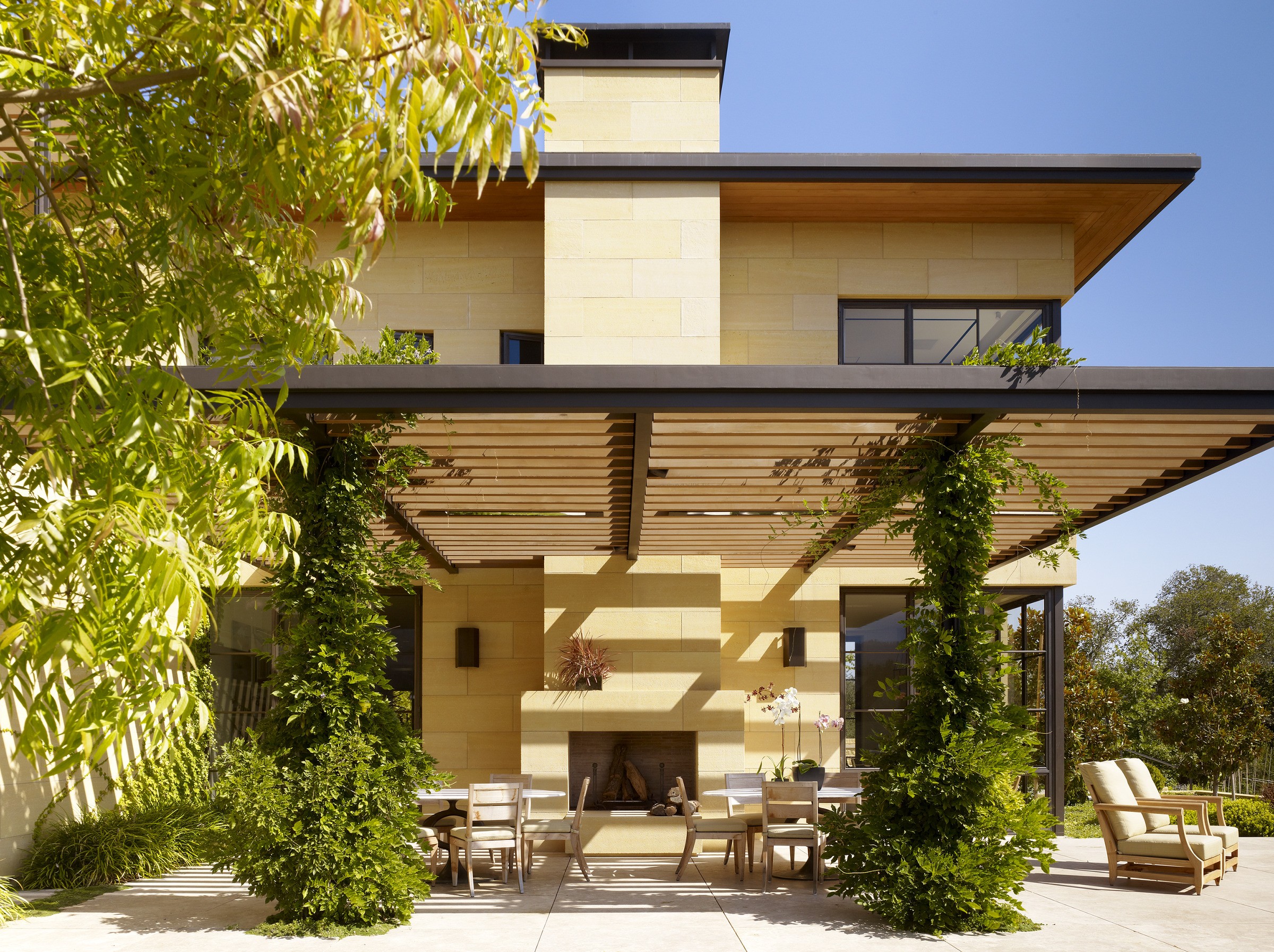 Foothills Modern — Walker Warner