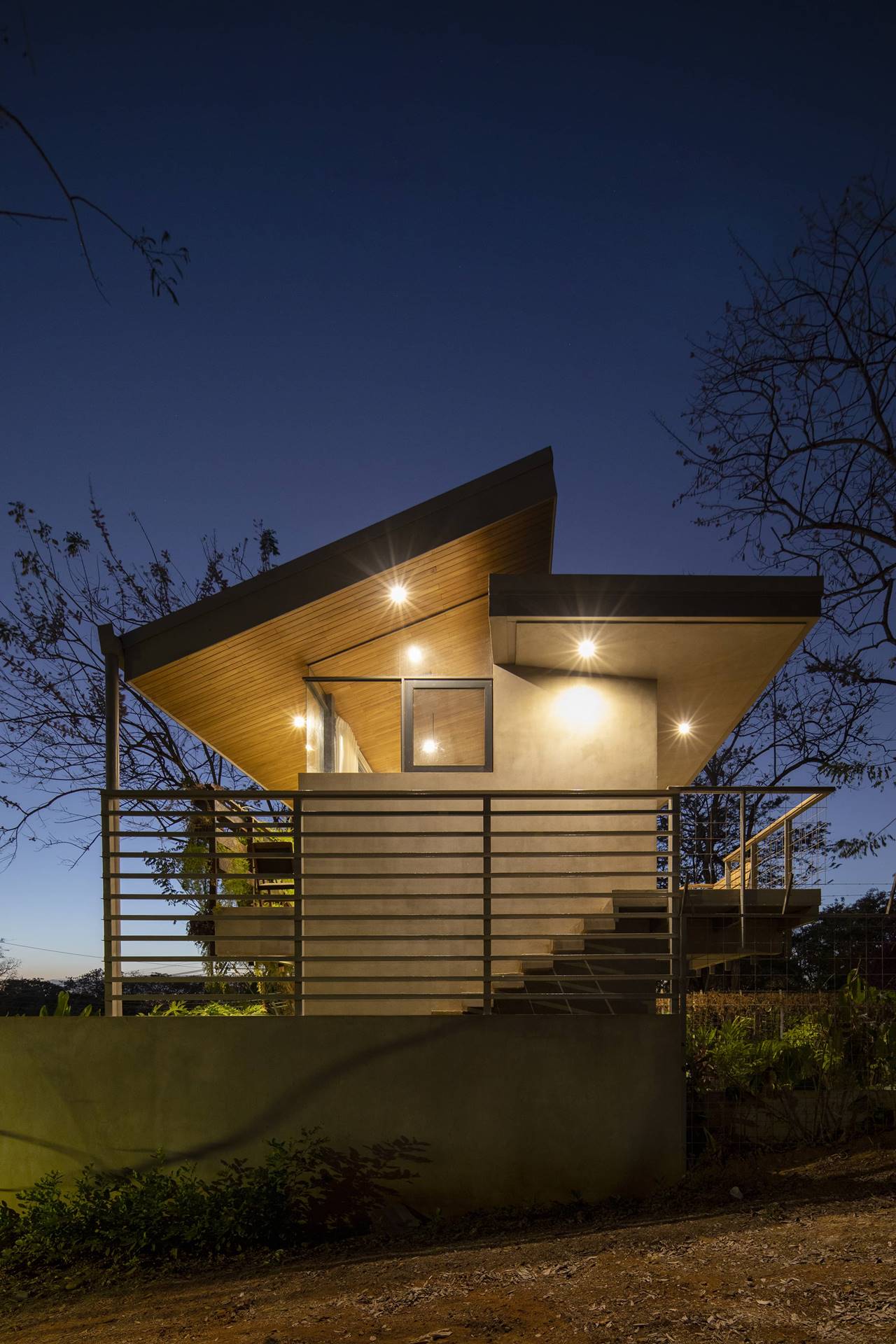 GARDEN HOUSE — LSD – LABORATORY SUSTAINING DESIGN