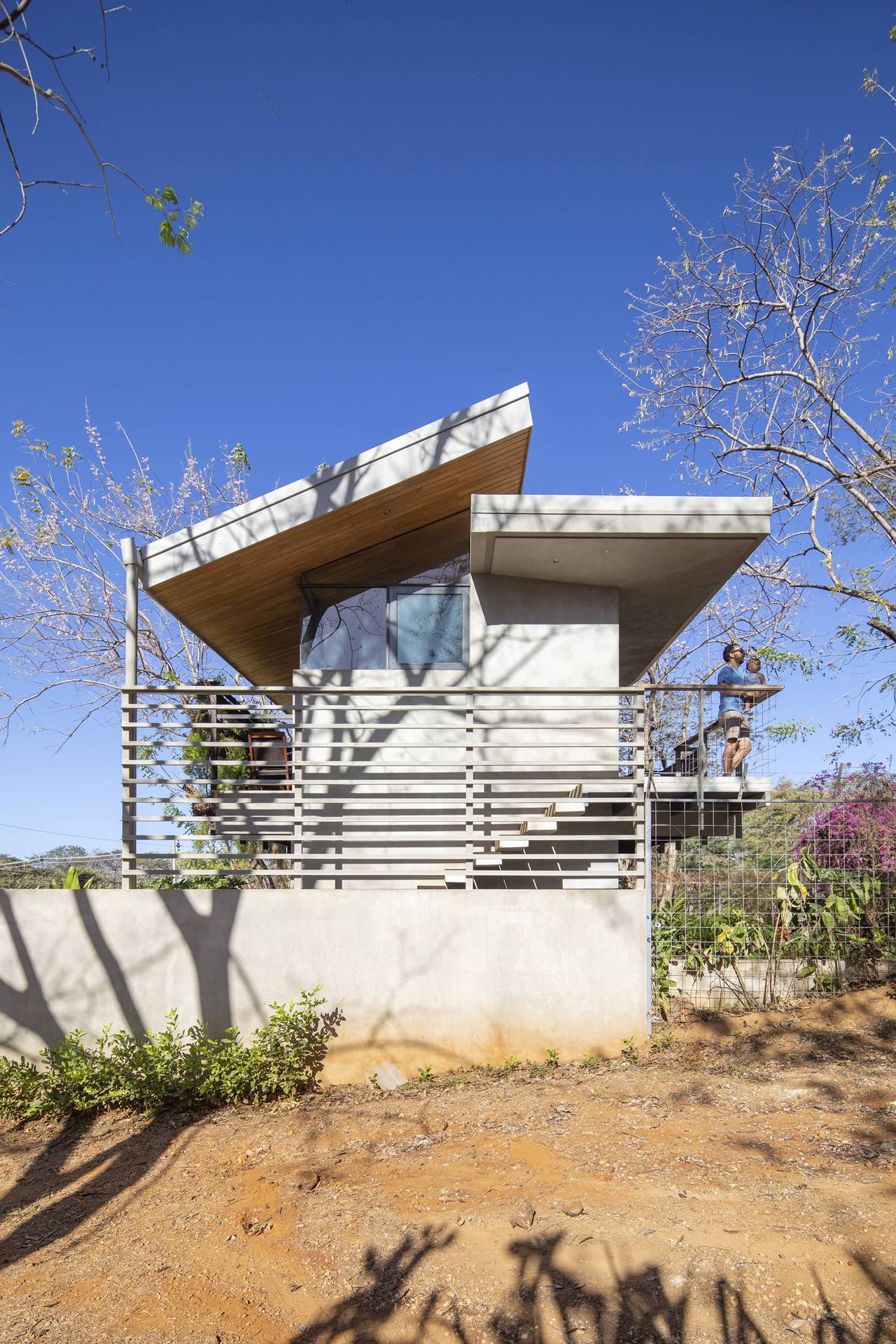 GARDEN HOUSE — LSD – LABORATORY SUSTAINING DESIGN