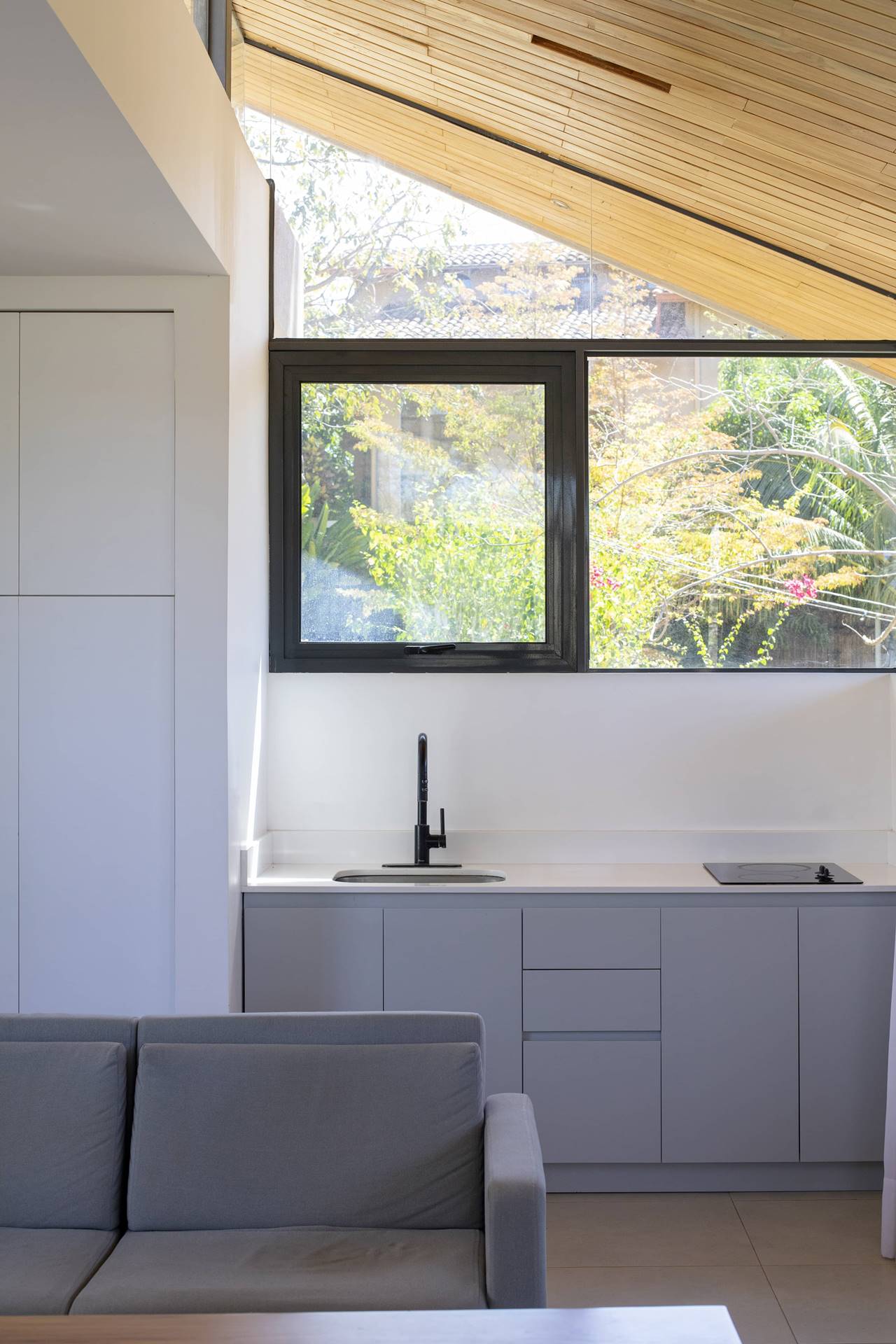 GARDEN HOUSE — LSD – LABORATORY SUSTAINING DESIGN