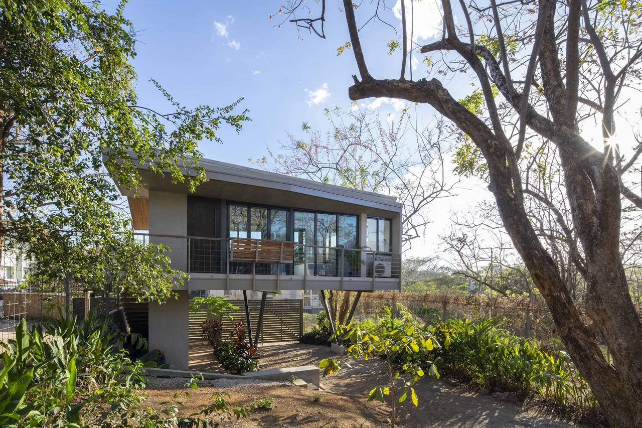 GARDEN HOUSE — LSD – LABORATORY SUSTAINING DESIGN