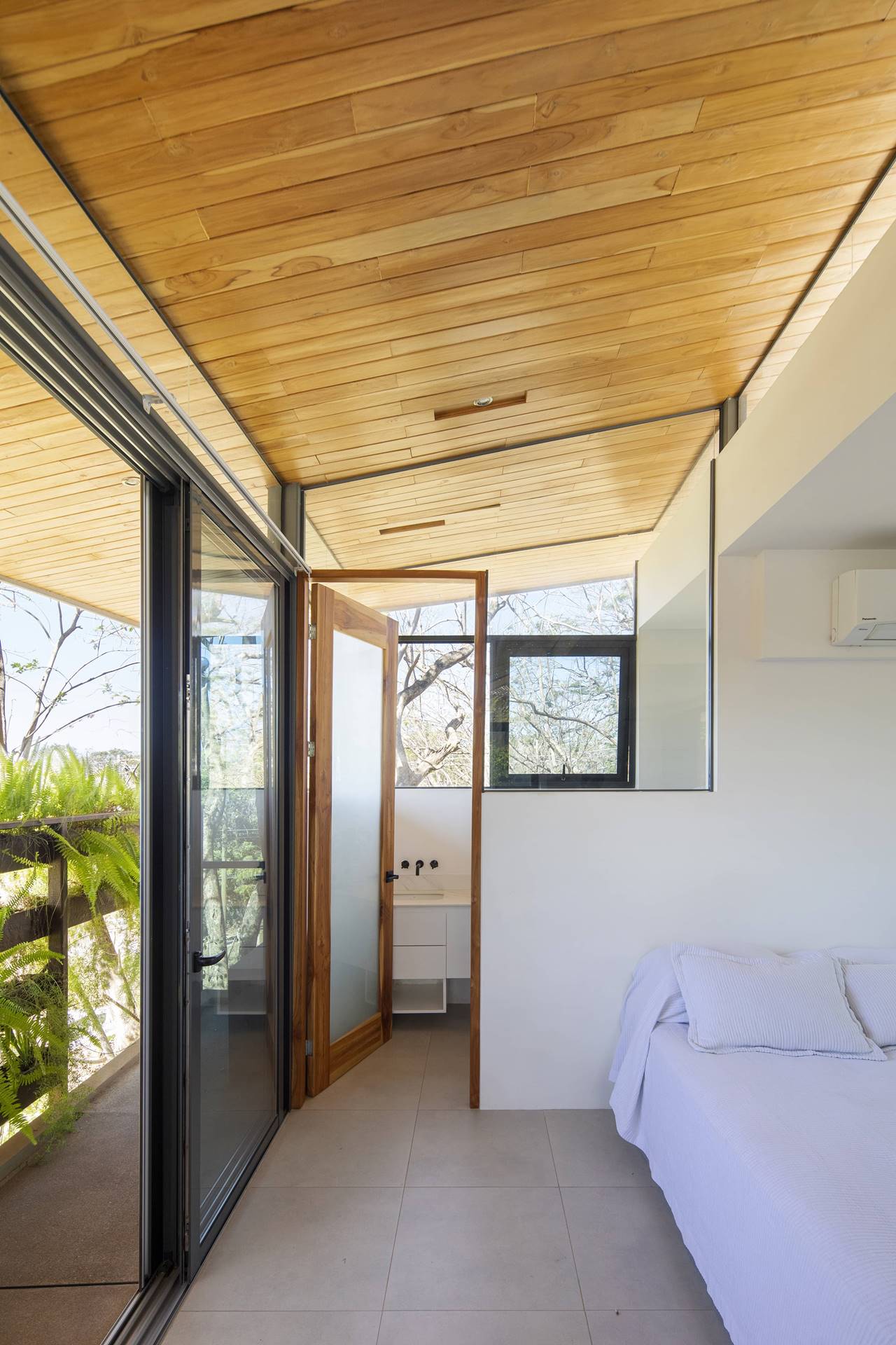 GARDEN HOUSE — LSD – LABORATORY SUSTAINING DESIGN