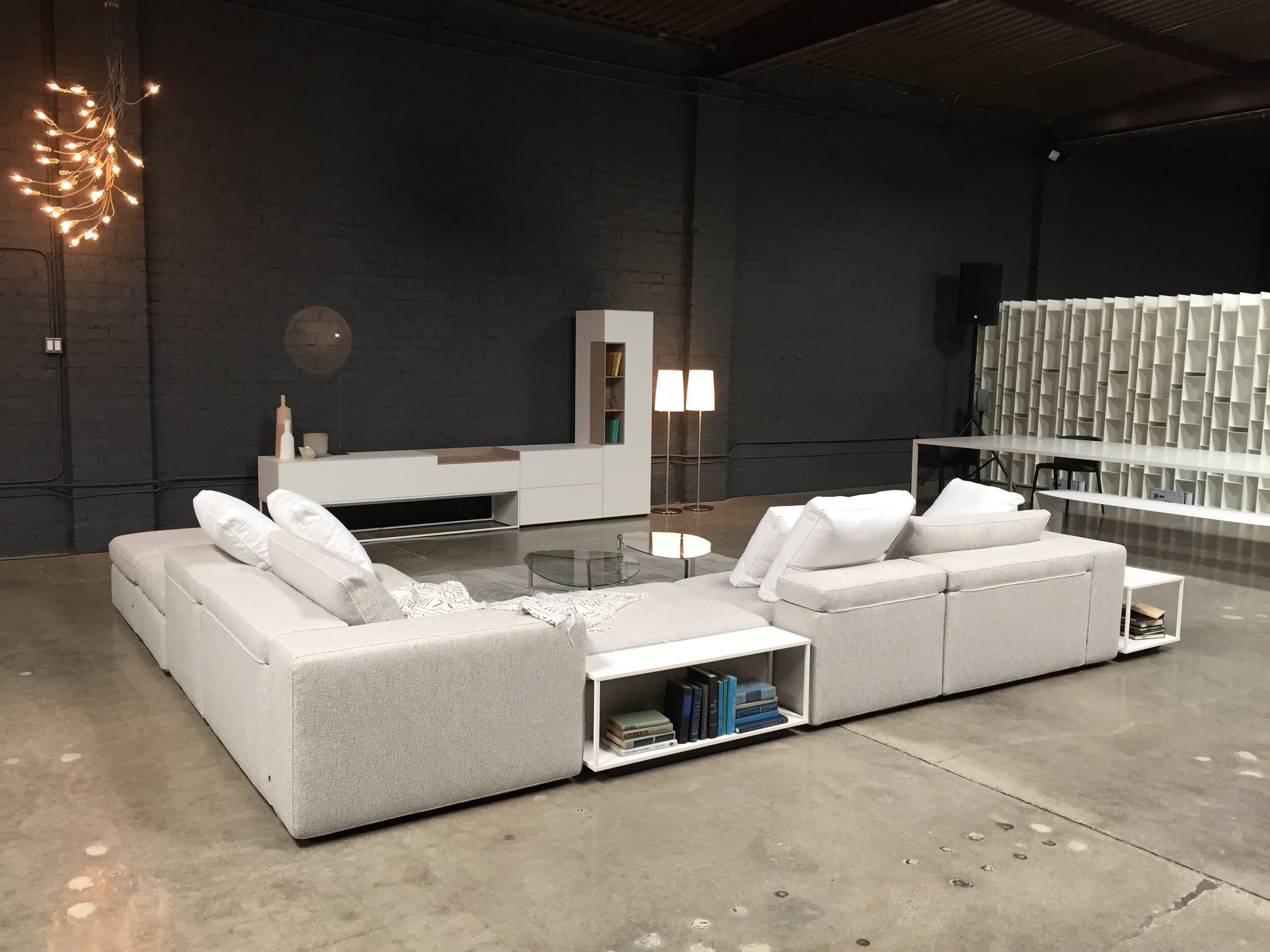 GRAYE-LA SHOWROOM — a34studio