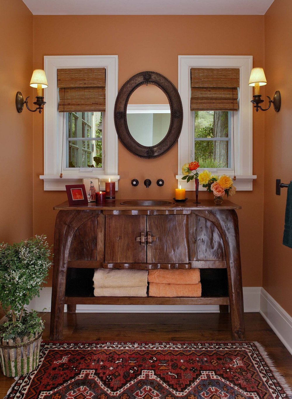 Glen Oaks Cottage: Rustic Elegance and Intimate Design by Architect Tom Meaney in Santa Barbara — Tom Meaney | Architect