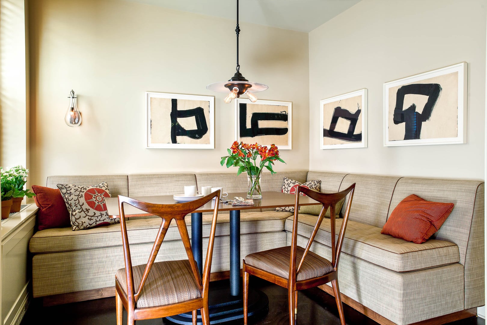 Gracious Apartment — Glenn Gissler Design