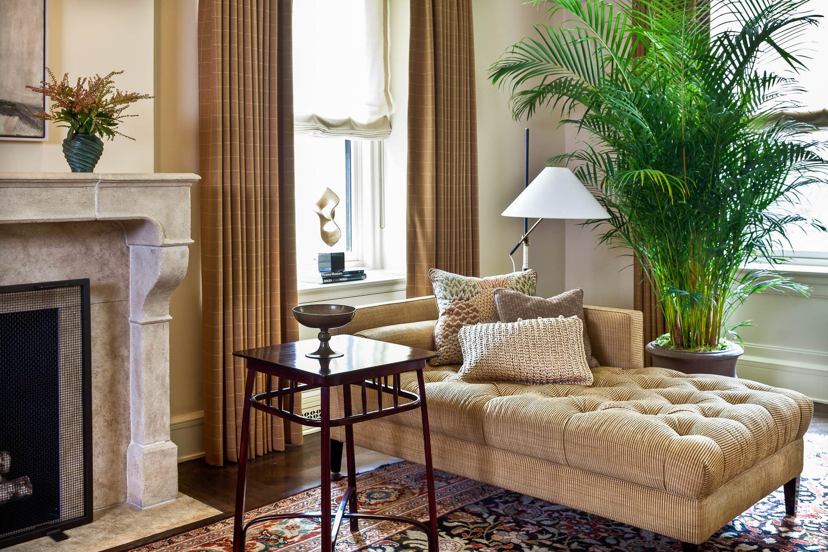 Gracious Apartment — Glenn Gissler Design