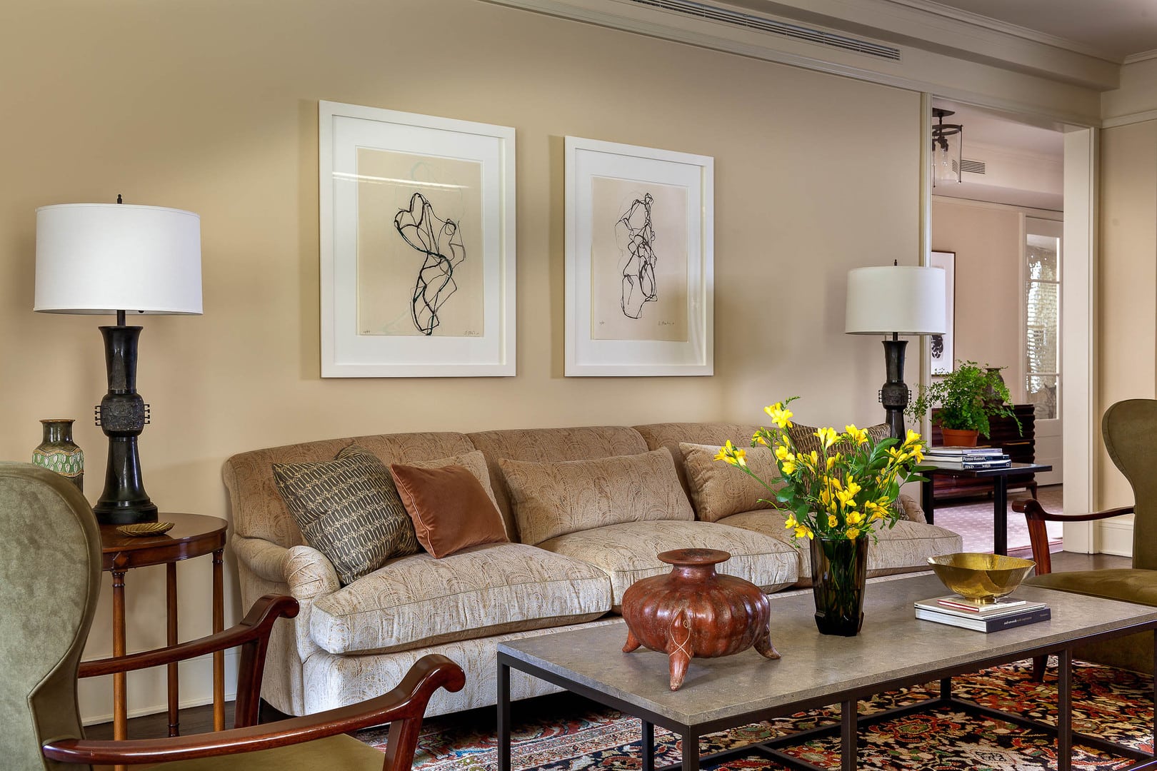 Gracious Apartment — Glenn Gissler Design