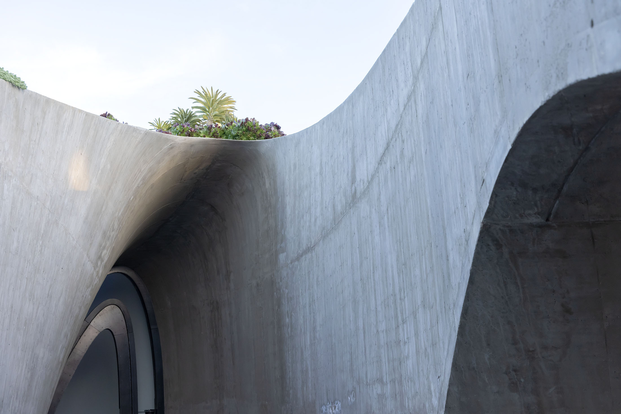 HILL HOUSE MONTECITO — Donaldson+Partners