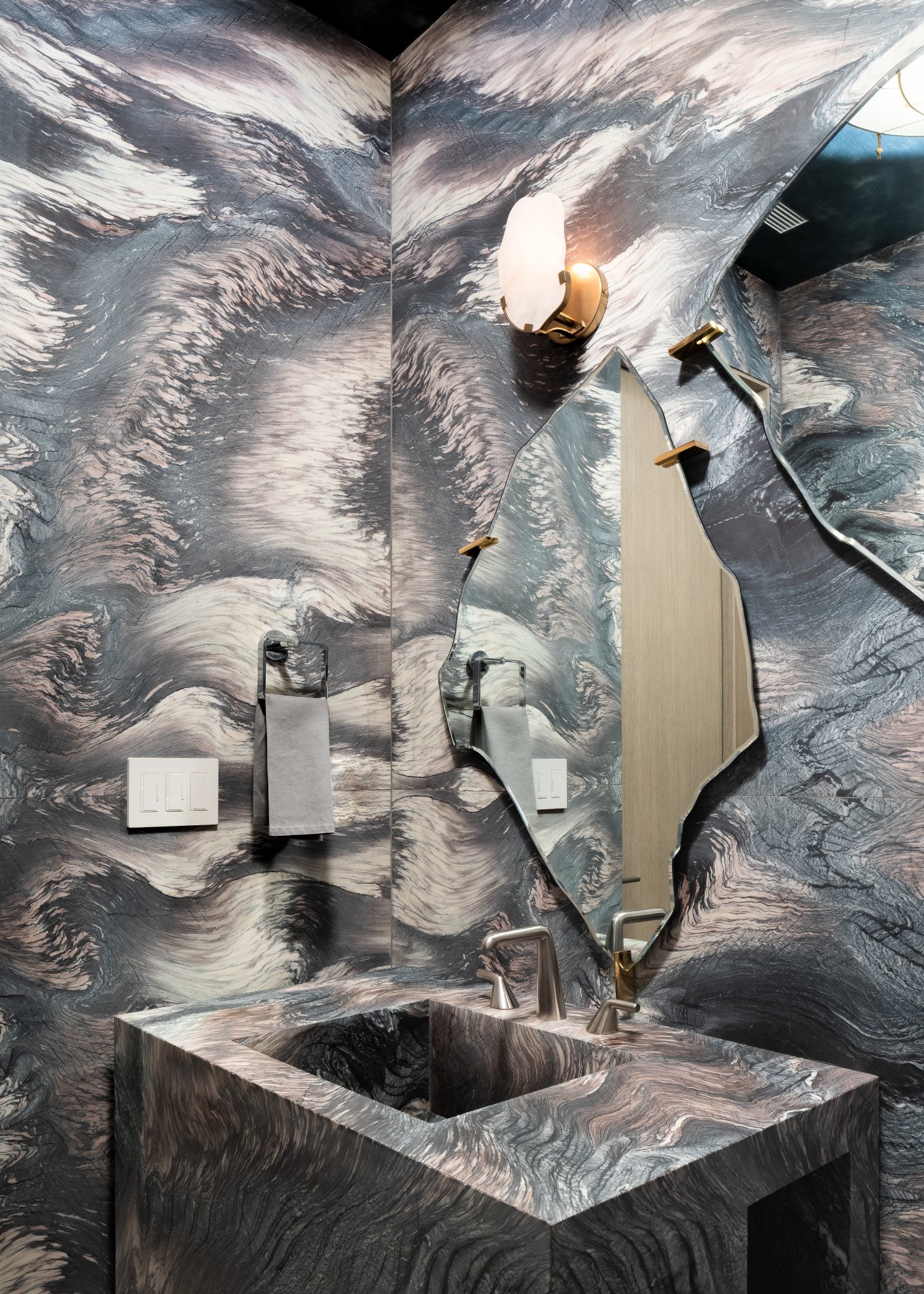 Hampton's Home — kellybehun | STUDIO