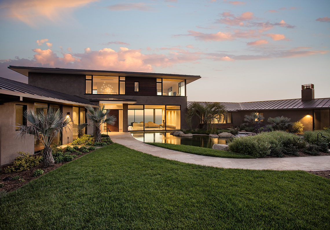 Hilltop Contemporary — Leonard Unander Associates