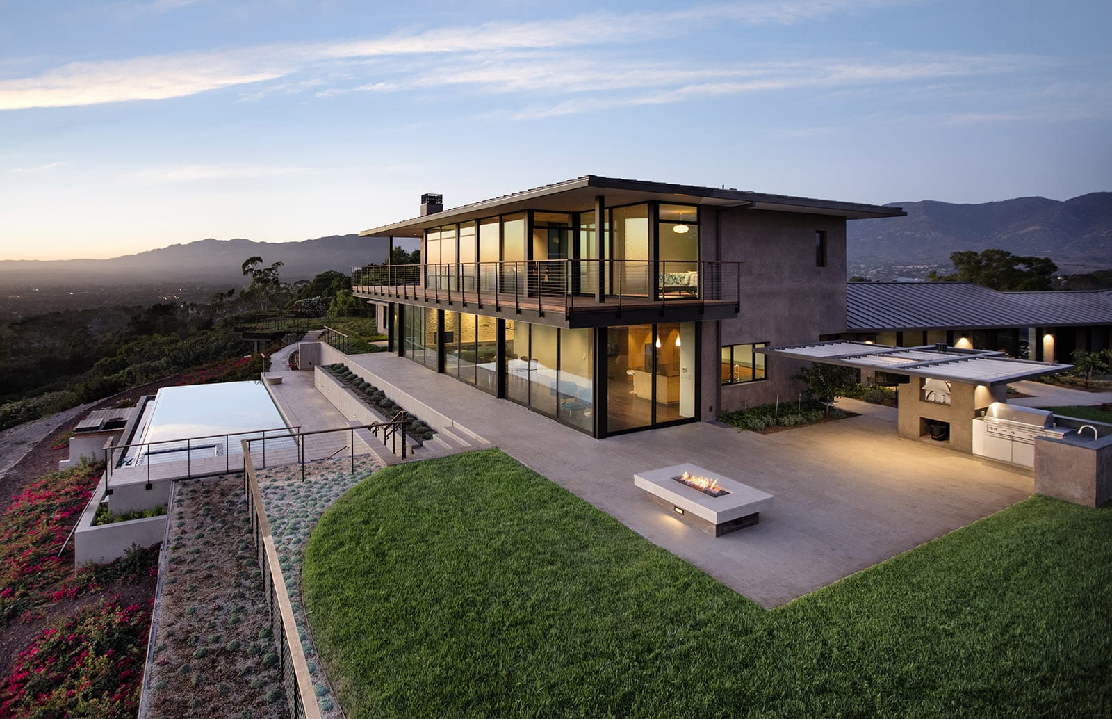 Hope Ranch Home, contemporary architecture in Santa Barbara — Blackbird Architects, Santa Barbara, California - Residential & Commercial