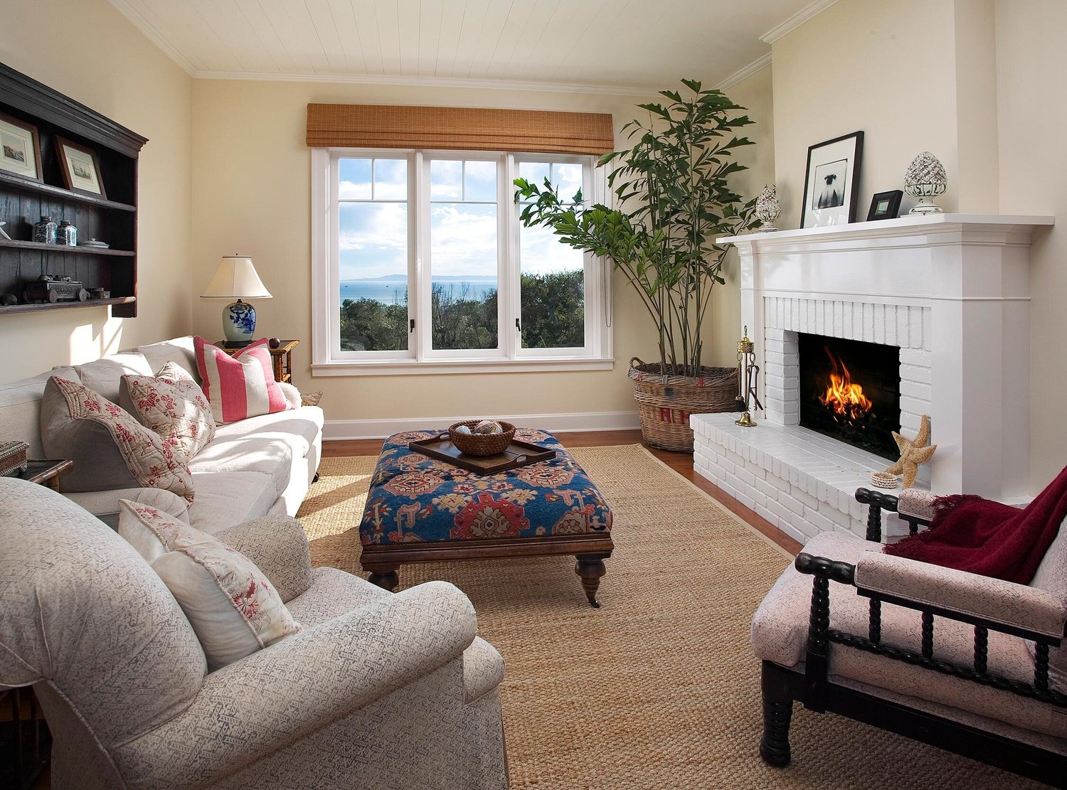 Hot Springs Residence: Cozy Elegance with Panoramic Views by Architect Tom Meaney in Santa Barbara — Tom Meaney | Architect