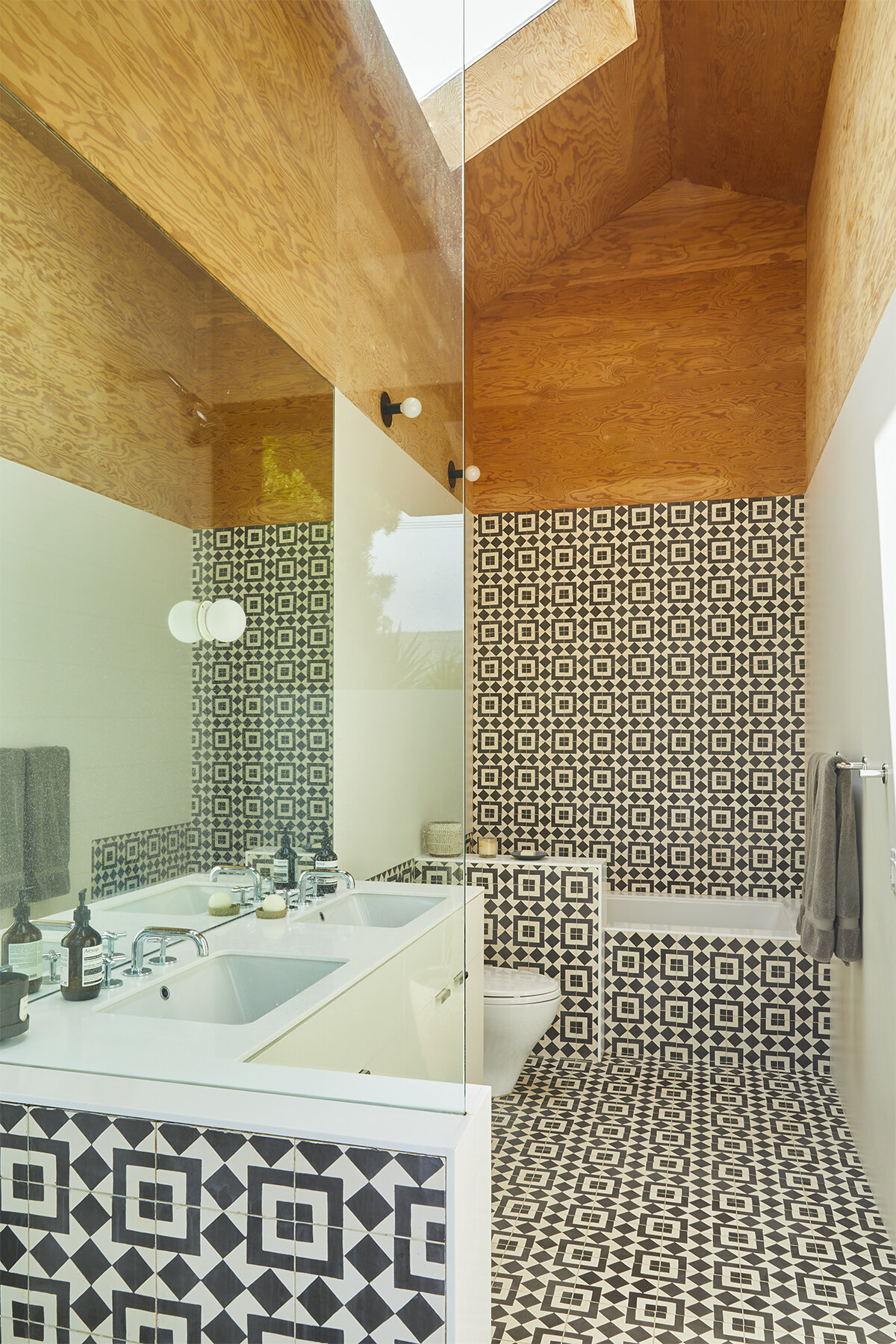 Superba House — BESTOR ARCHITECTURE