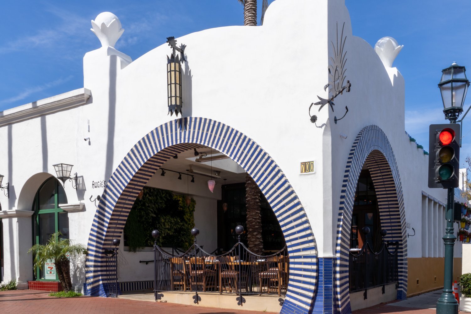 Augie's — Jeff Shelton Architect