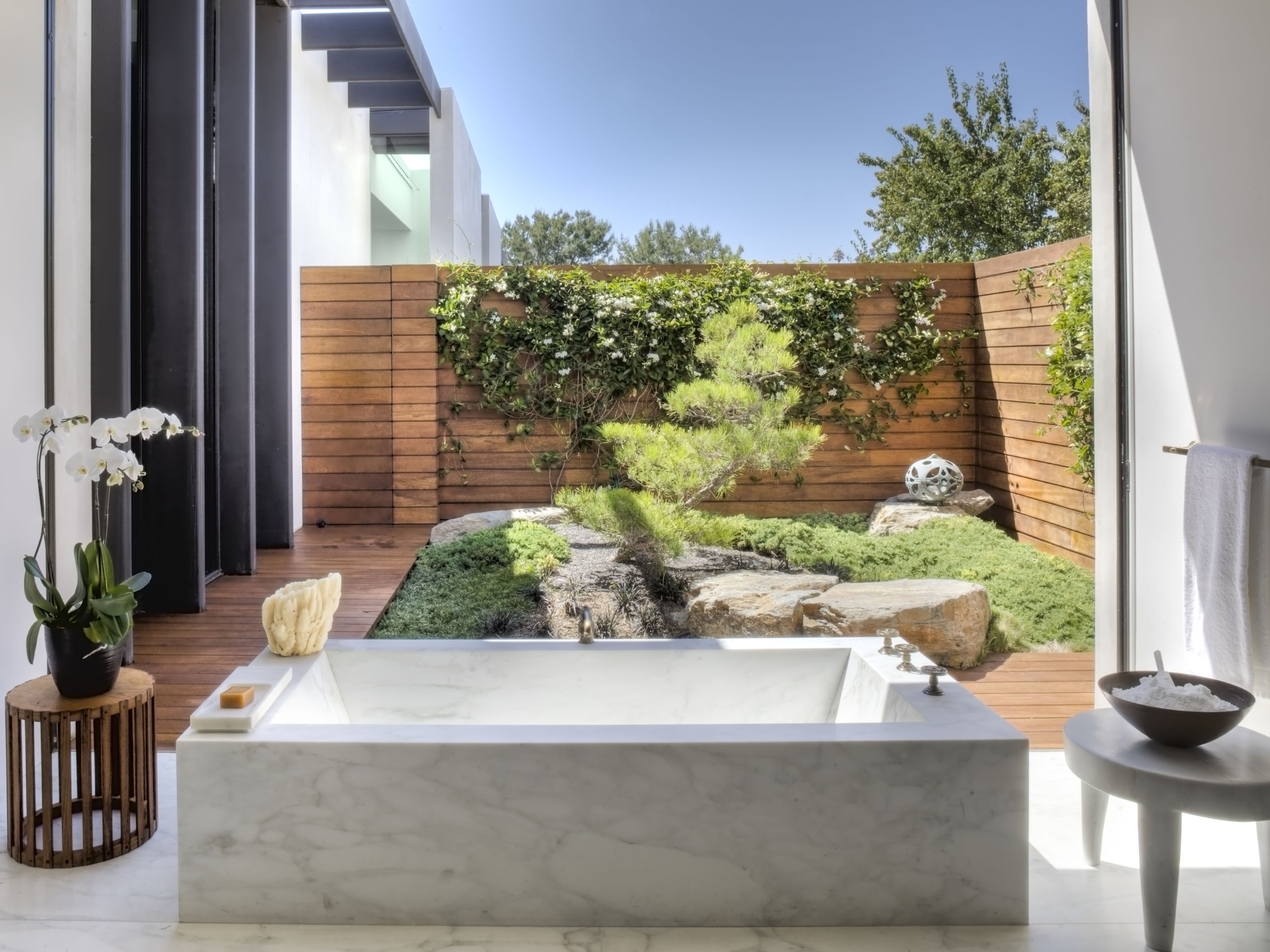 Jennifer Aniston — Home | Stephen Shadley