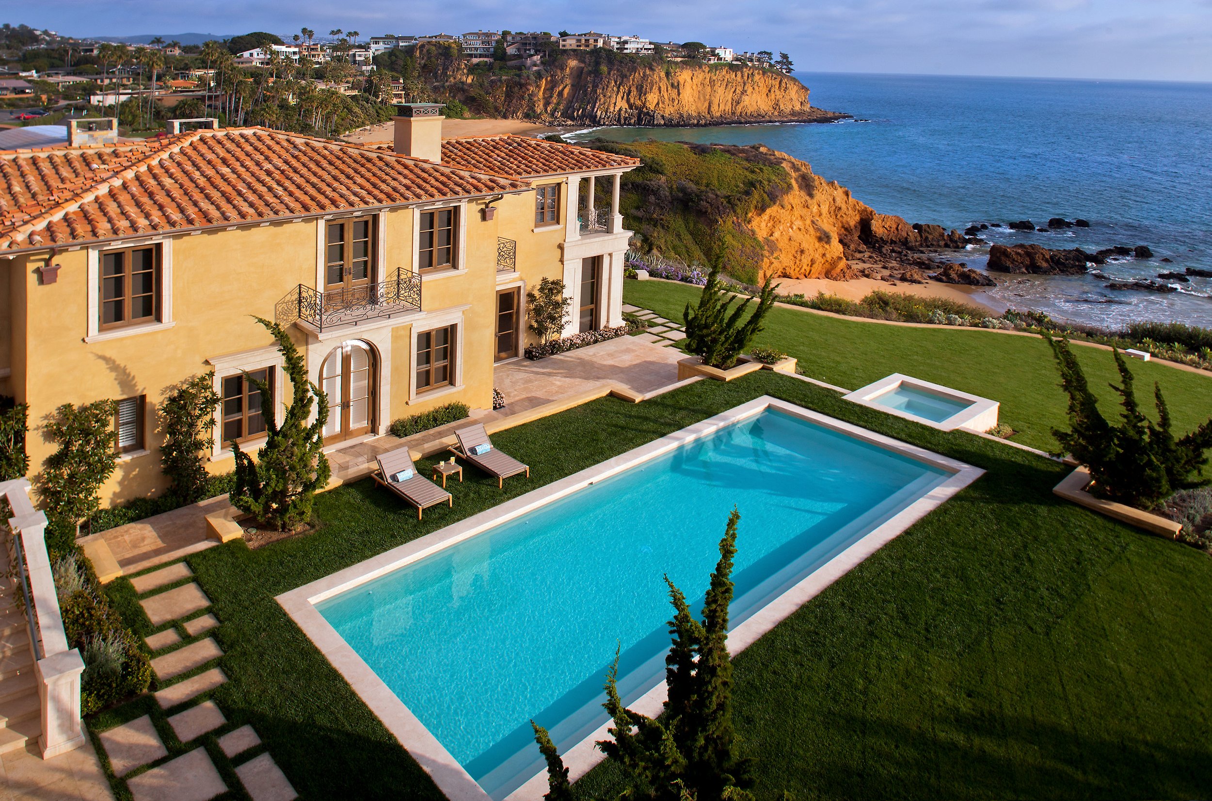 Knapp Drive Mediterranean Estate — Warner Group Architects