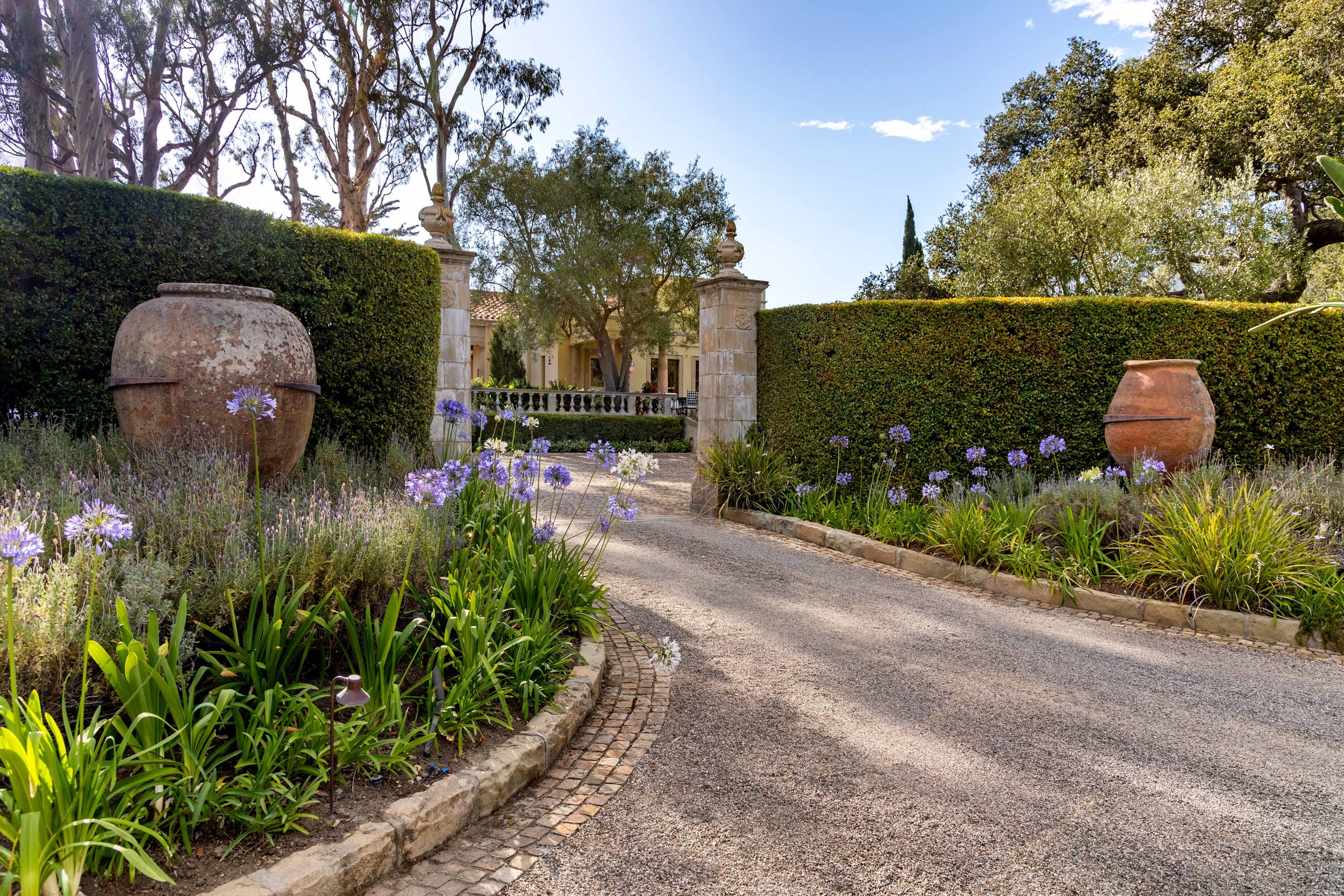 Knapp Drive Mediterranean Estate — Warner Group Architects