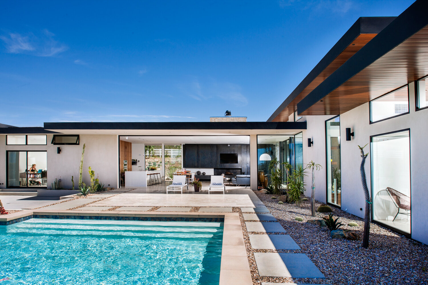 Century Modern San Diego Home — Nakhshab Development Design