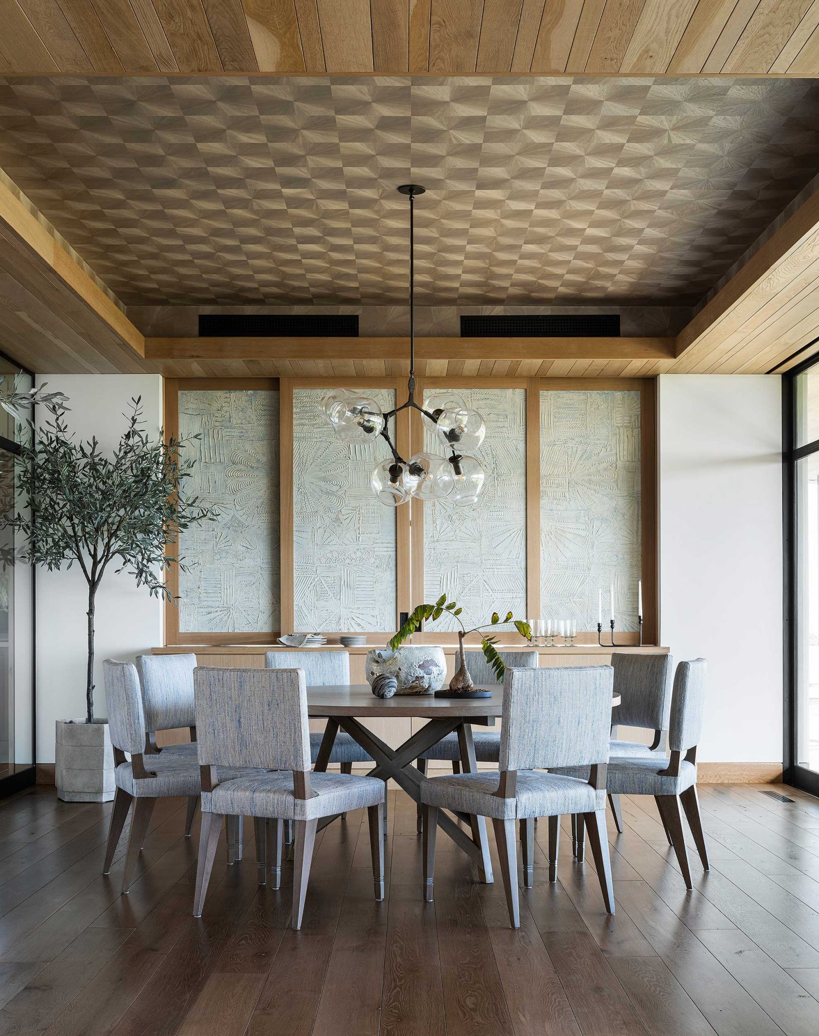 Lanai — Leonard Unander Associates