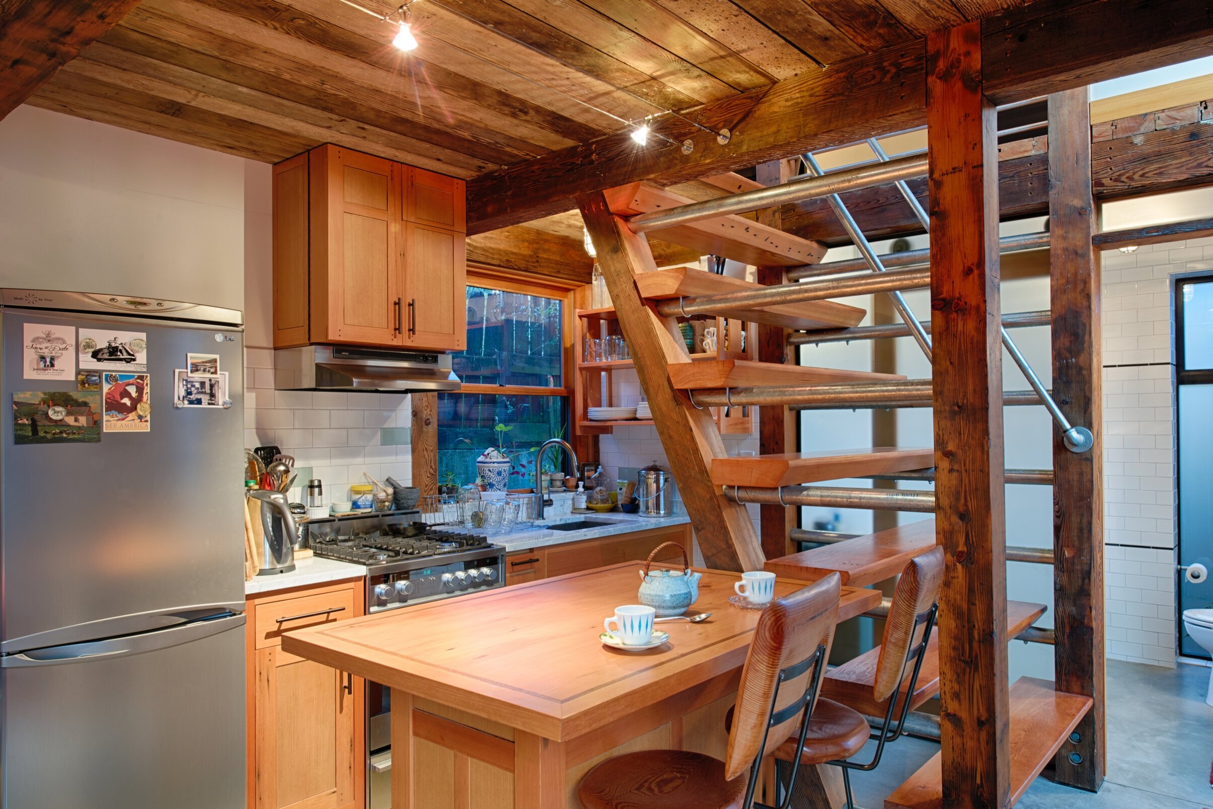 LICHTENSTEIN STUDIO Backyard Cottage DADU — CAST architecture - Seattle Architect Modern Architect