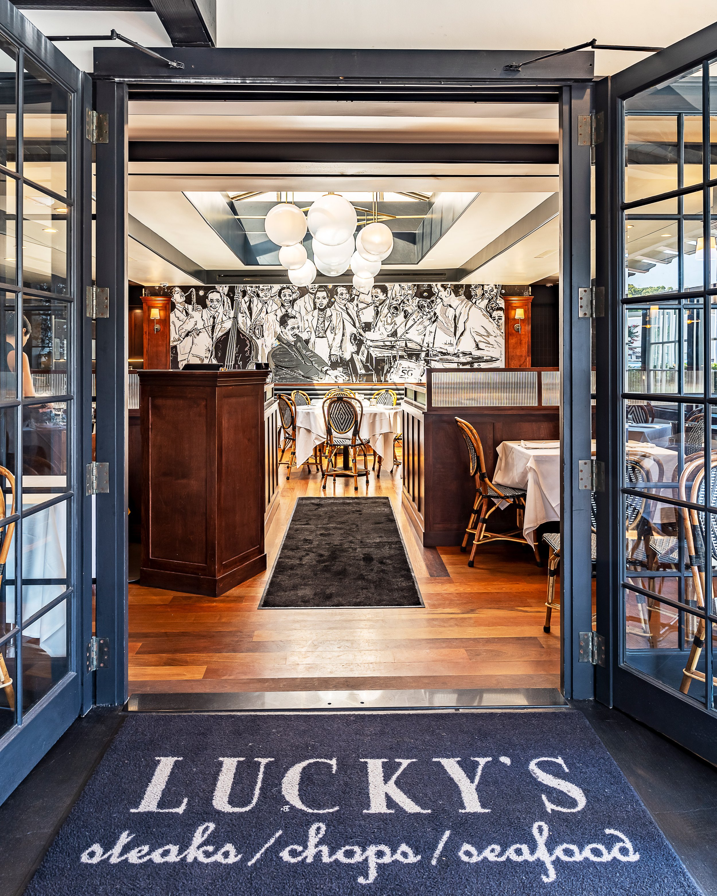 Lucky's Malibu Coastal Steakhouse — Warner Group Architects